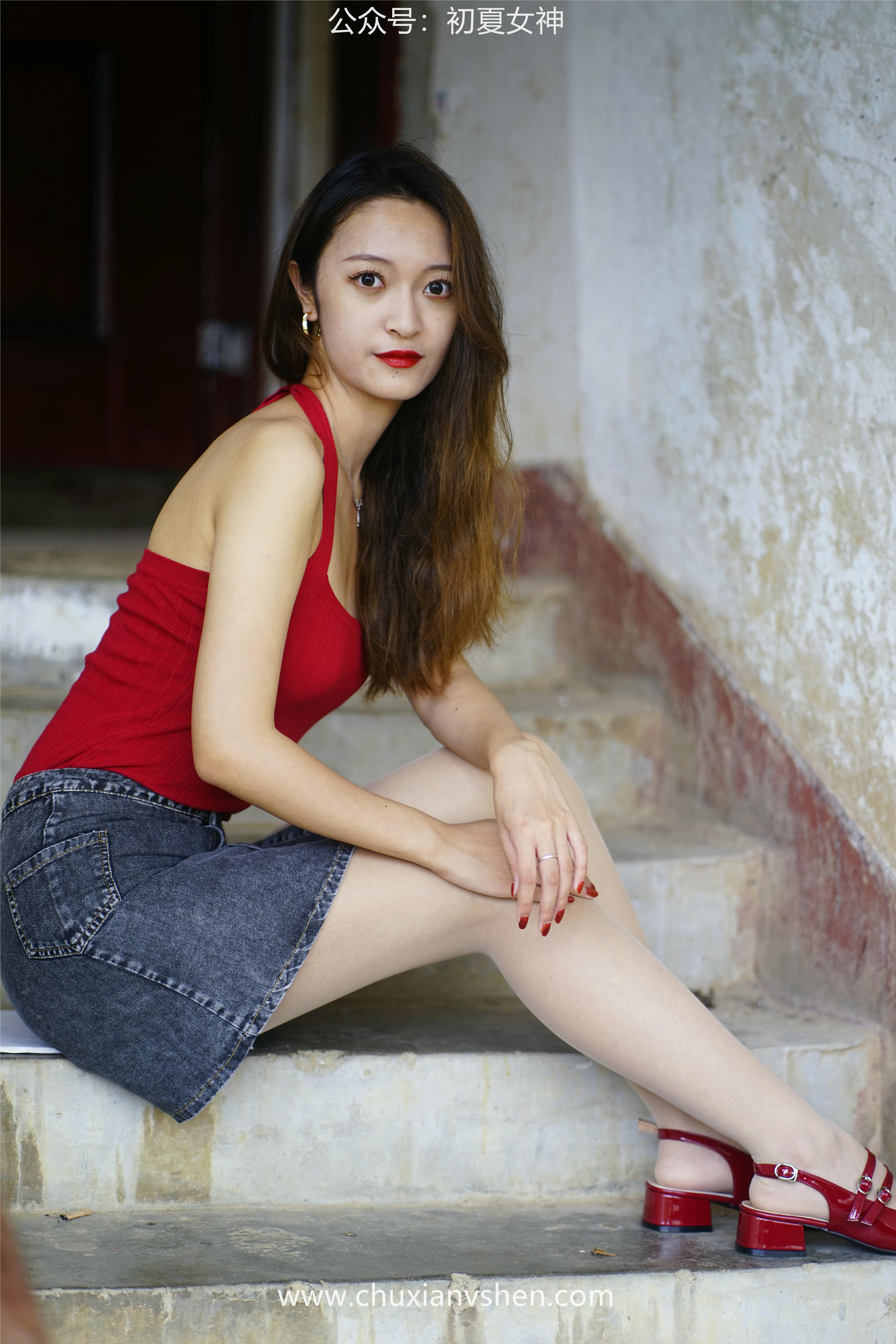 初夏女神 NO.045 依依 复古街头[130P+1V／4.44GB]_第3集