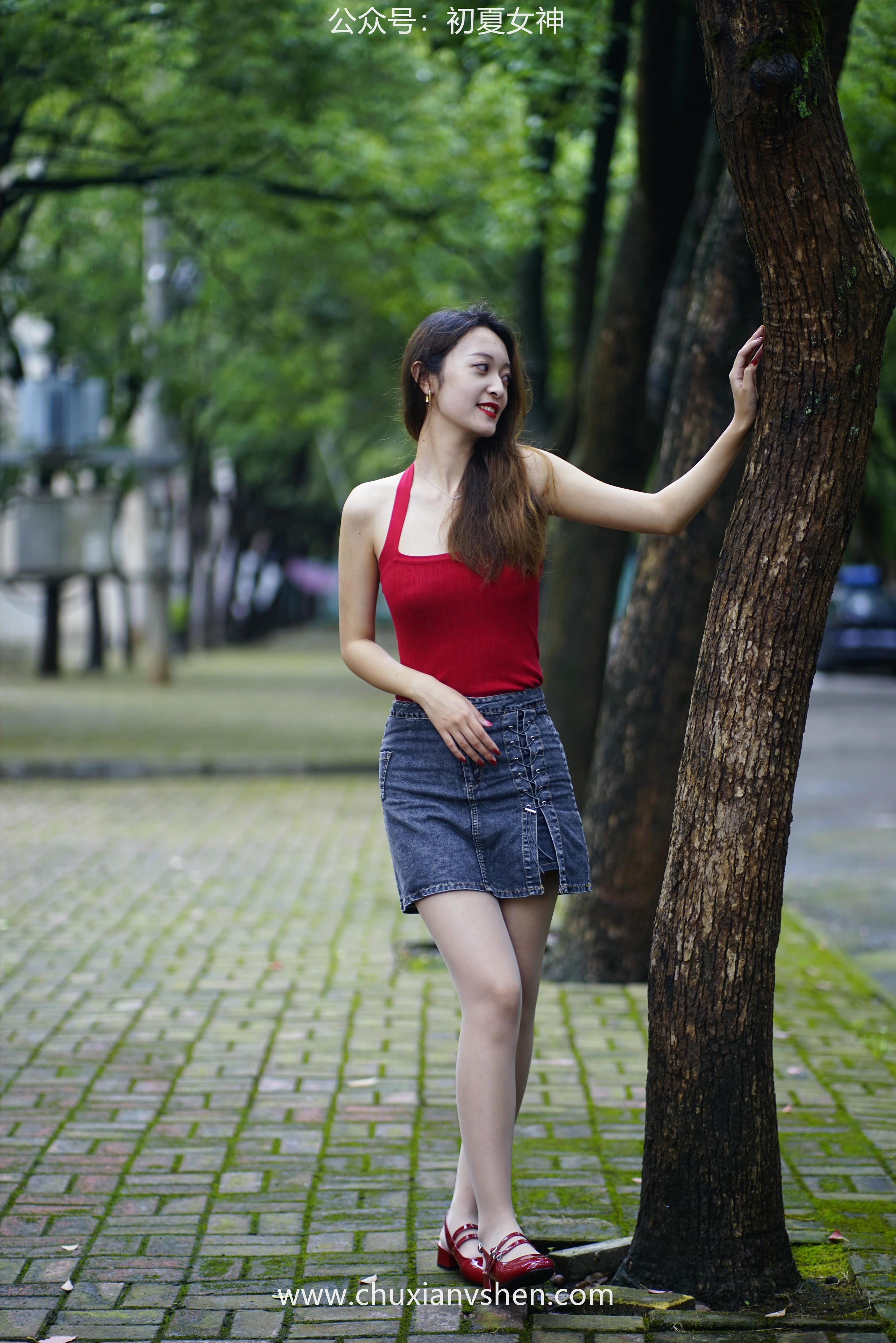 初夏女神 NO.045 依依 复古街头[130P+1V／4.44GB]_第4集