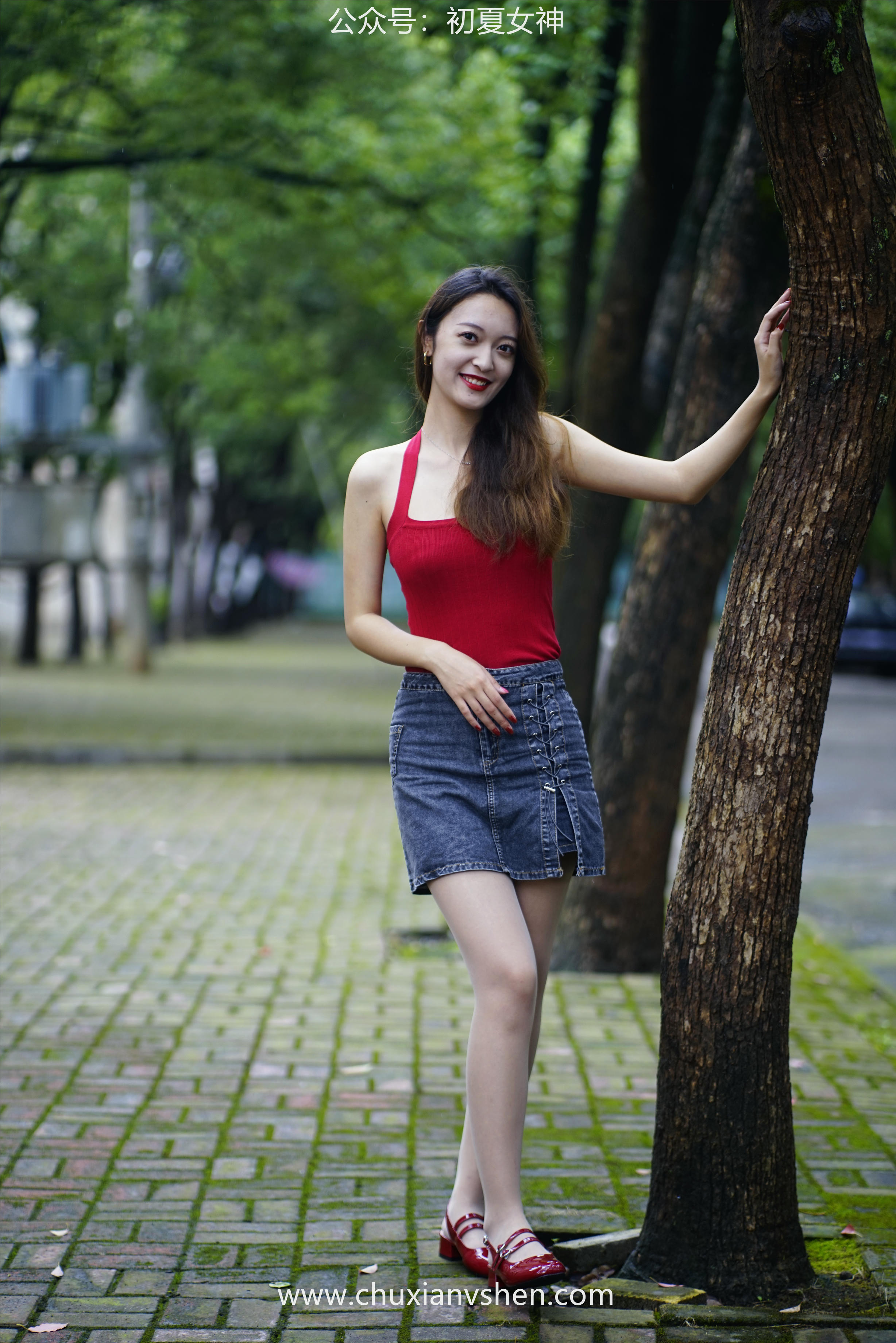 初夏女神 NO.045 依依 复古街头[130P+1V／4.44GB]_第4集