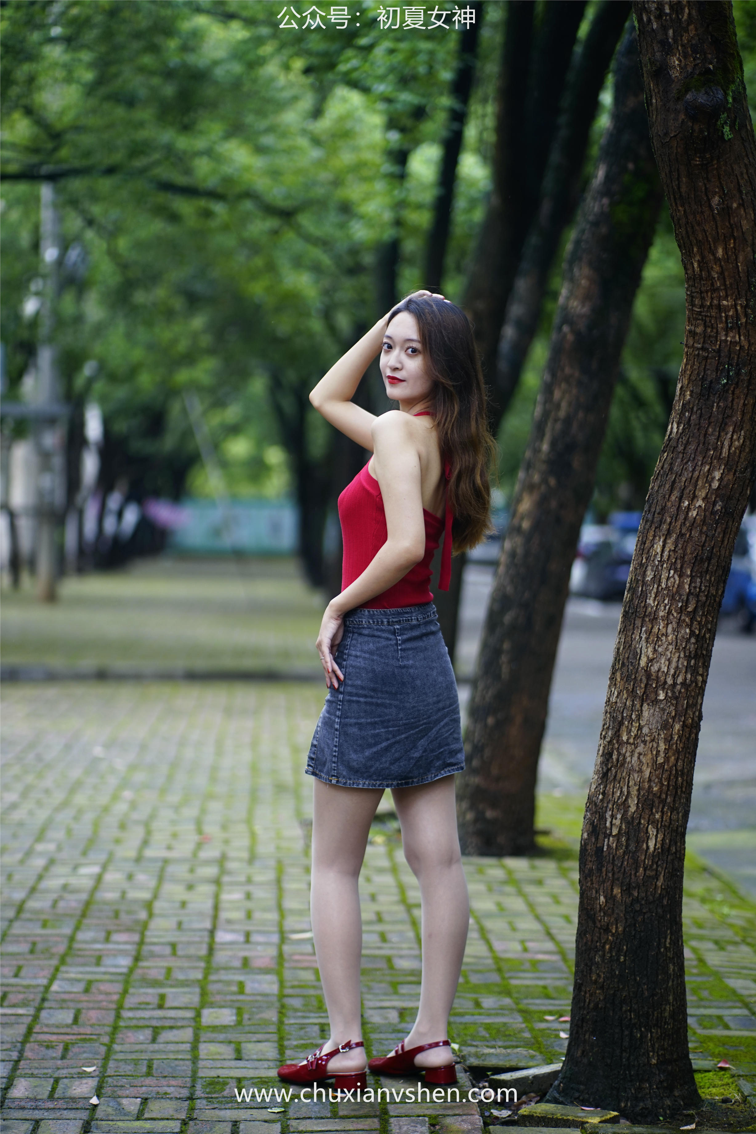 初夏女神 NO.045 依依 复古街头[130P+1V／4.44GB]_第4集