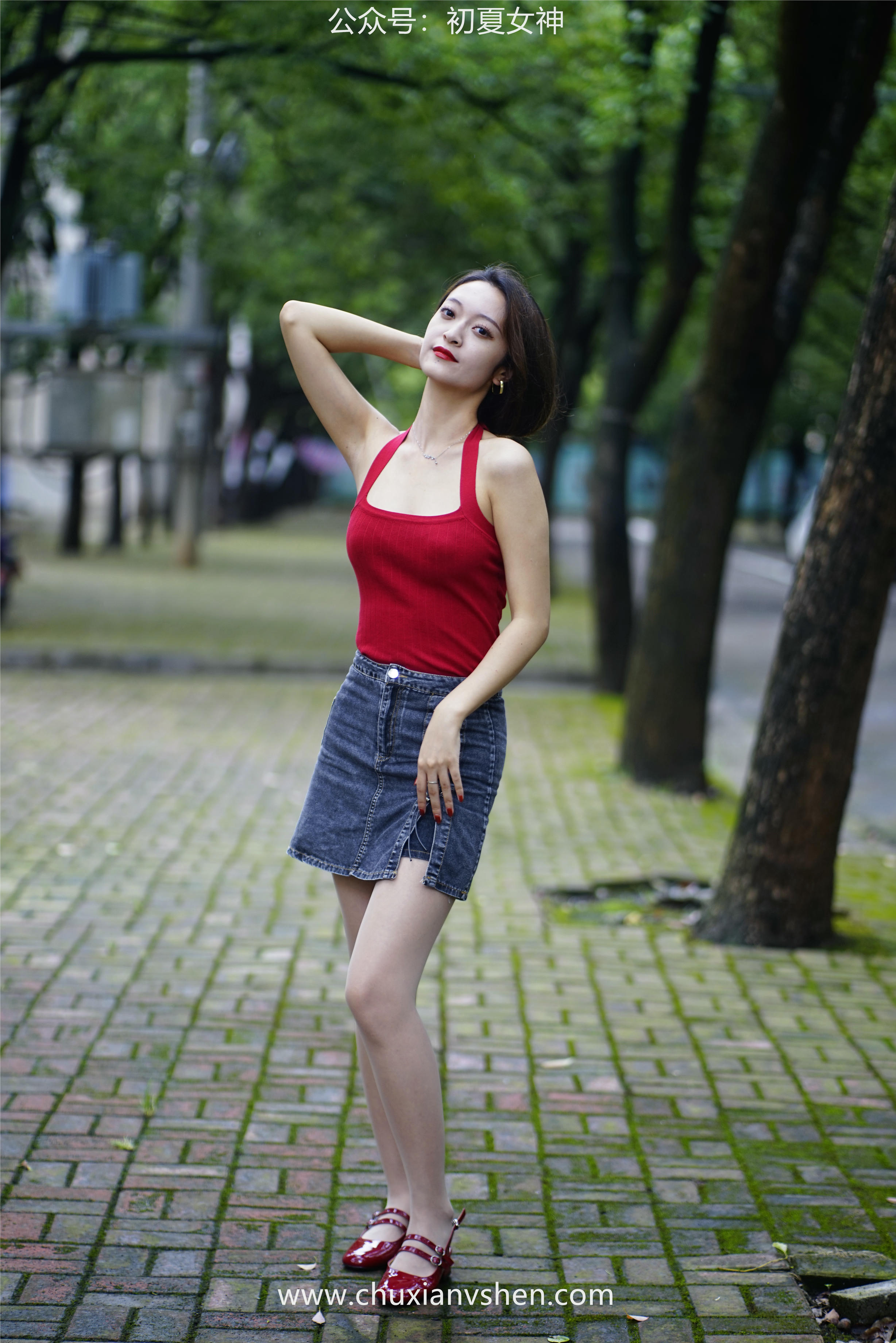 初夏女神 NO.045 依依 复古街头[130P+1V／4.44GB]_第4集