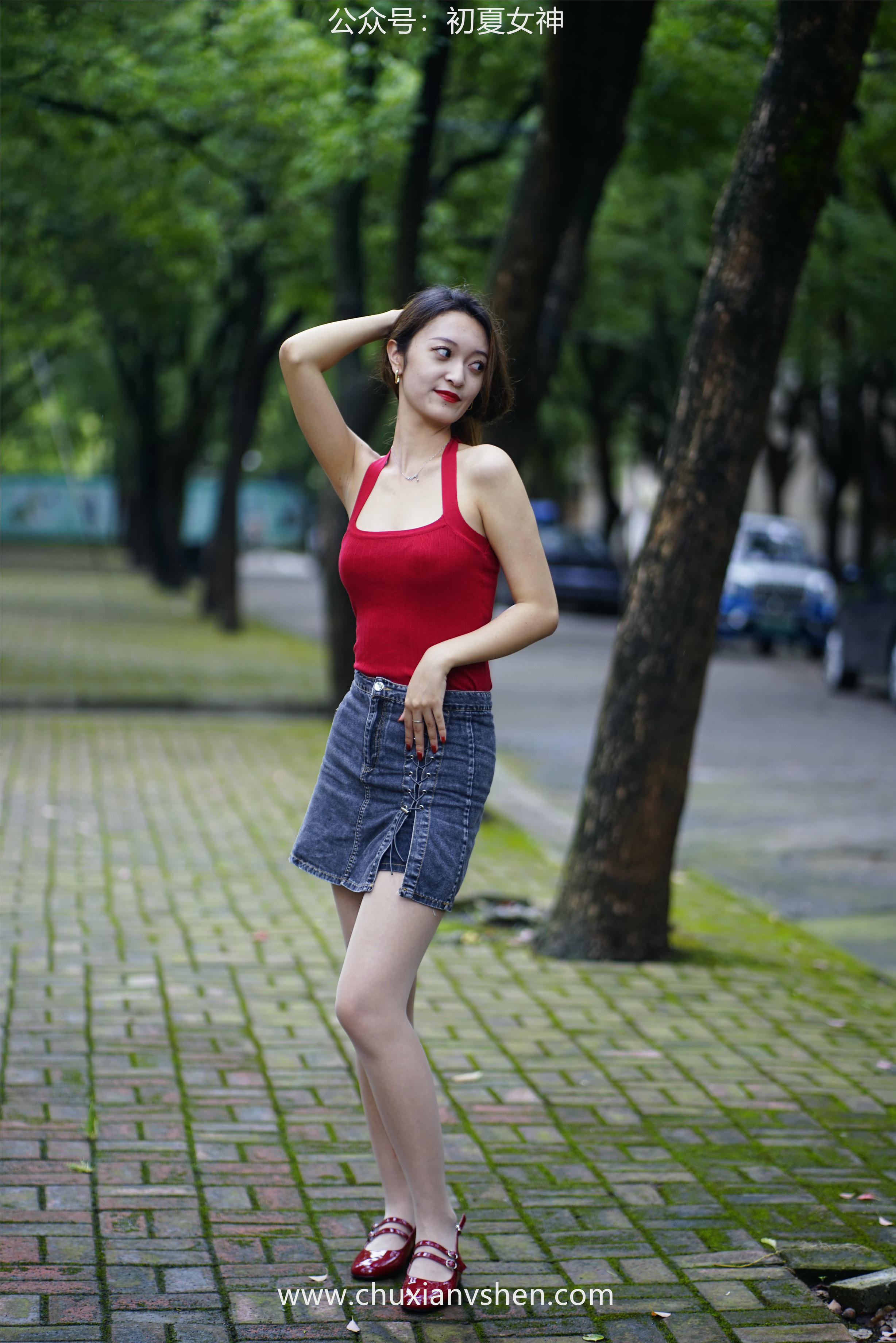 初夏女神 NO.045 依依 复古街头[130P+1V／4.44GB]_第4集