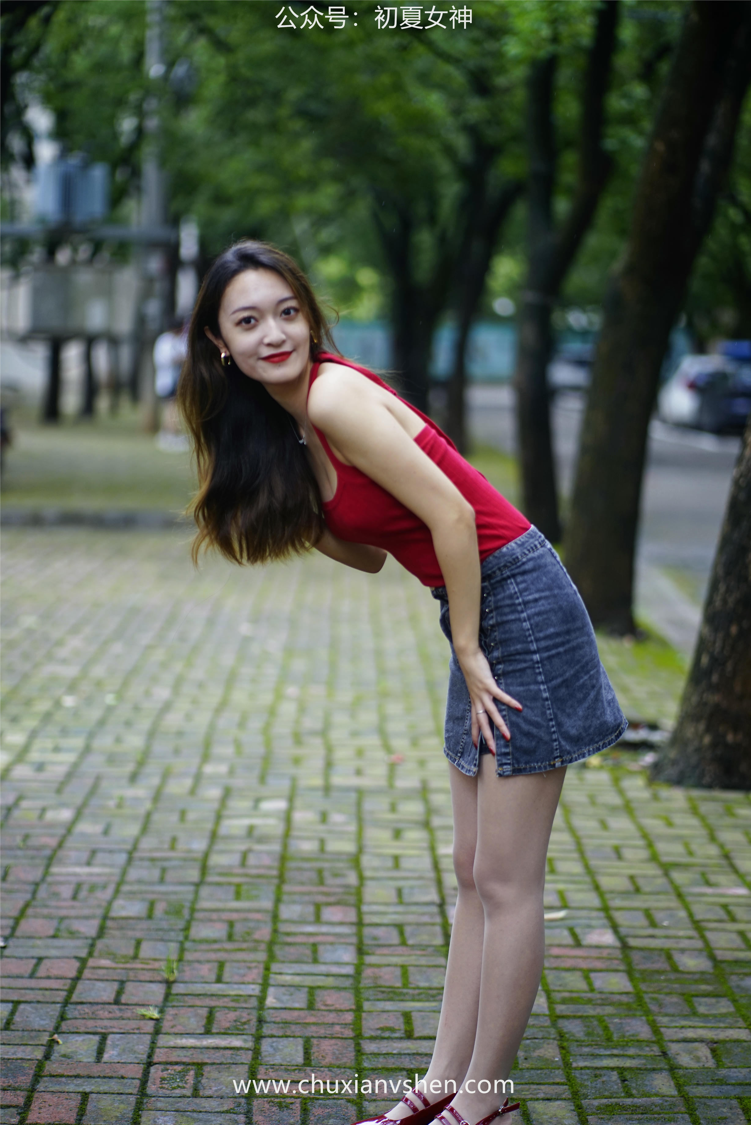 初夏女神 NO.045 依依 复古街头[130P+1V／4.44GB]_第5集