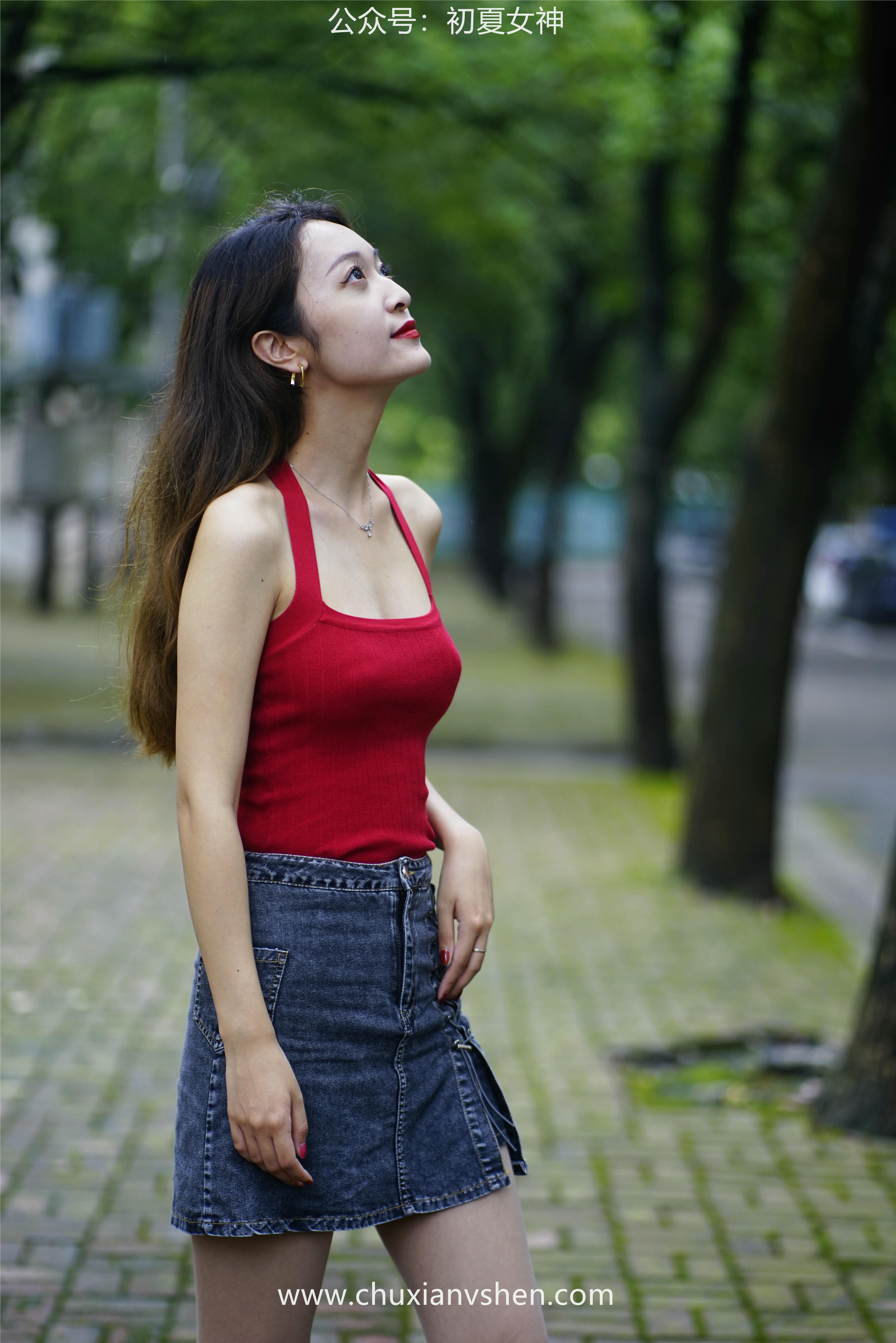 初夏女神 NO.045 依依 复古街头[130P+1V／4.44GB]_第5集