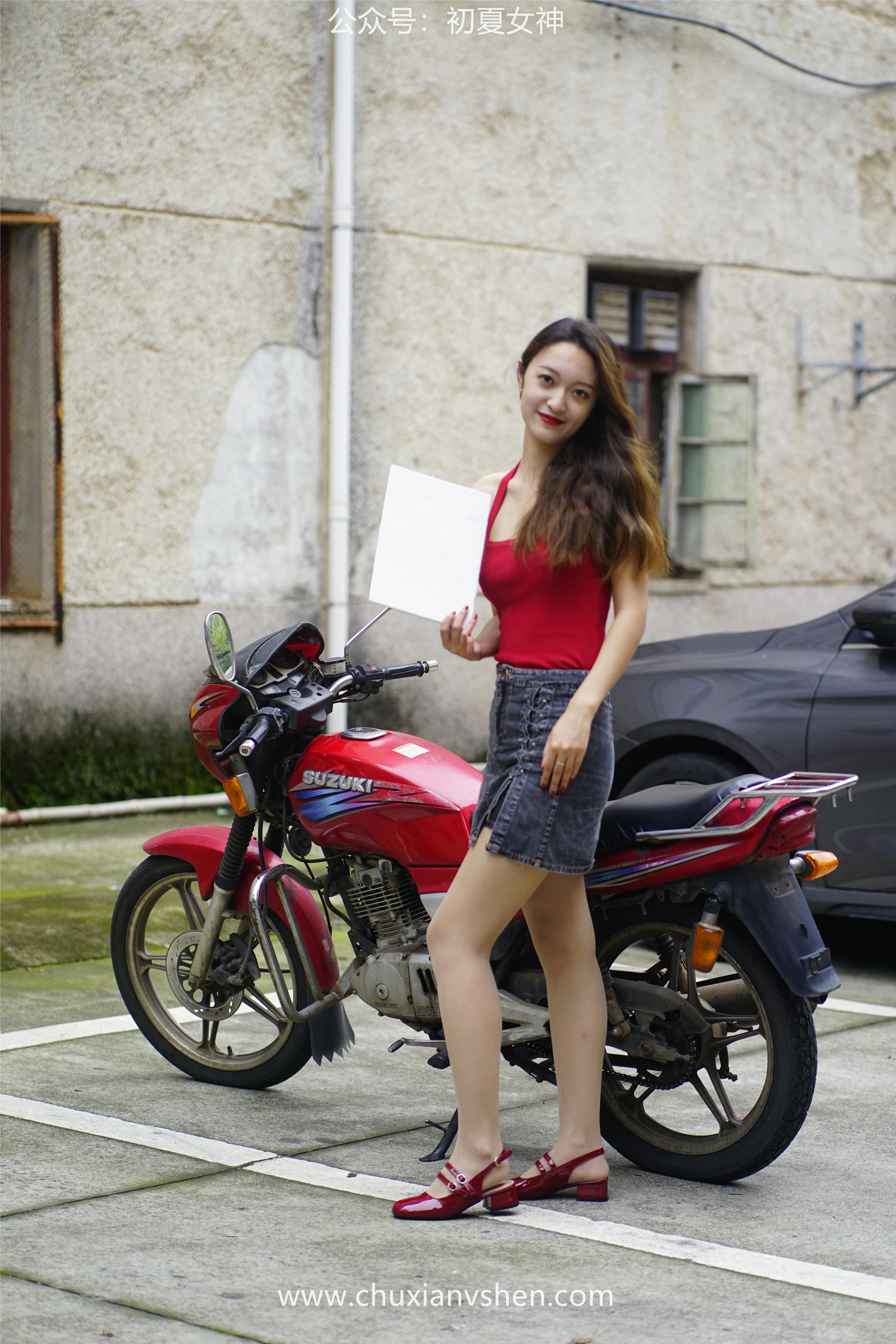 初夏女神 NO.045 依依 复古街头[130P+1V／4.44GB]_第5集