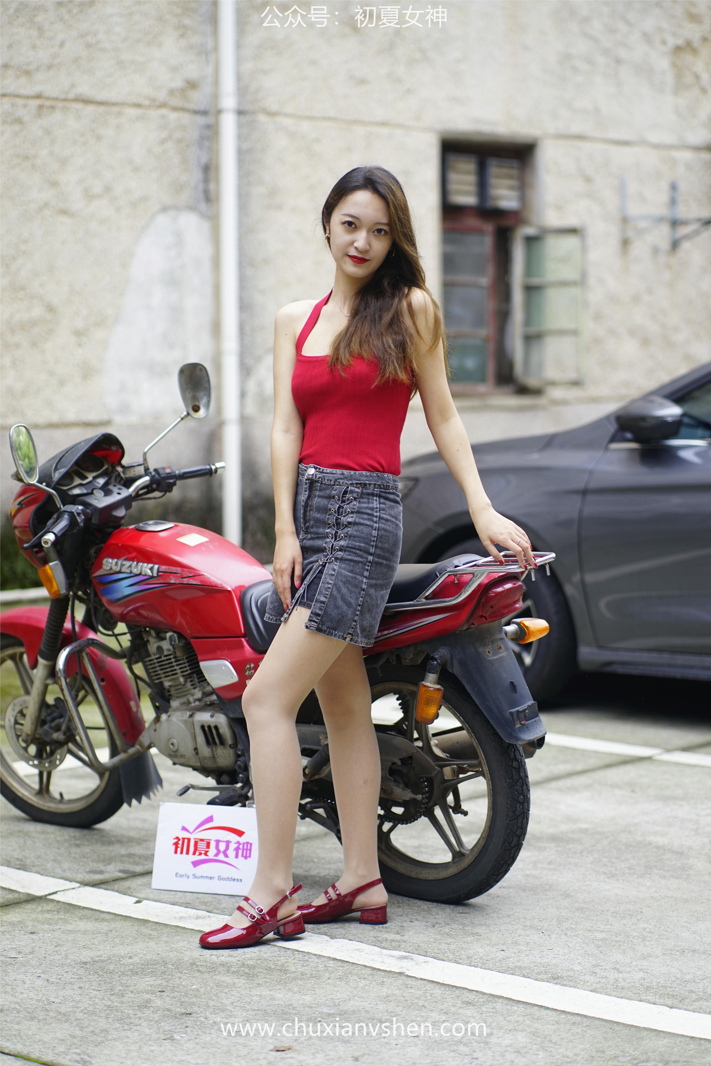 初夏女神 NO.045 依依 复古街头[130P+1V／4.44GB]_第5集