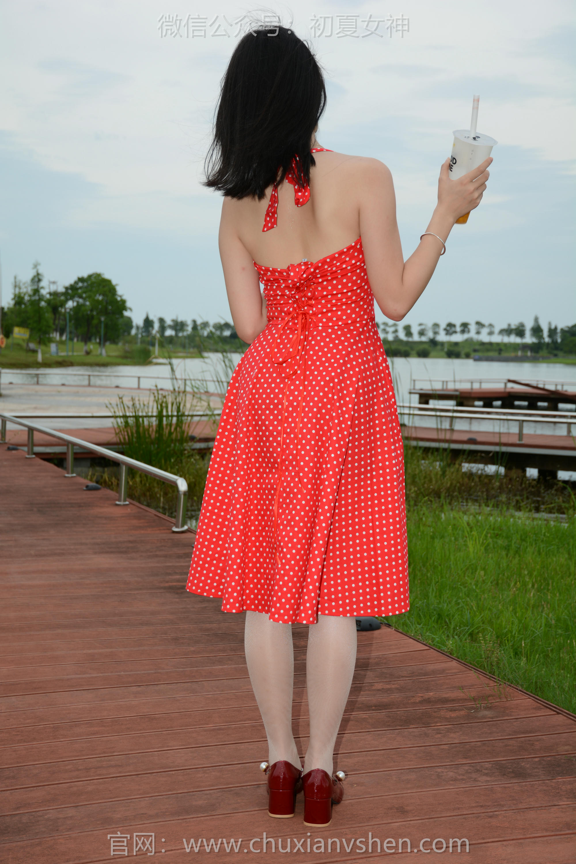 初夏女神 NO.258 双双~【港式装扮】出发点是好的，拍一期港风小姐姐嘞_第1集