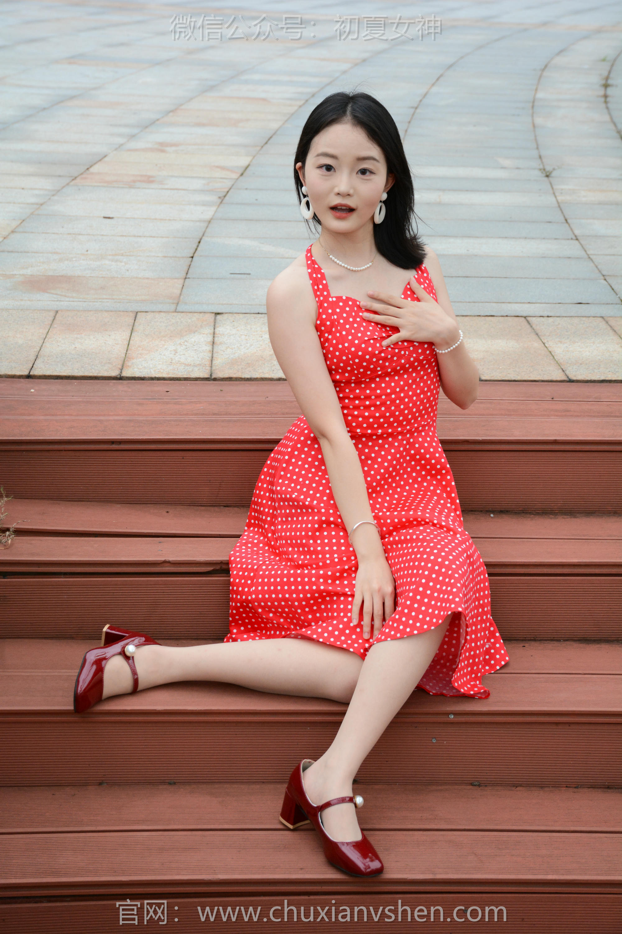 初夏女神 NO.258 双双~【港式装扮】出发点是好的，拍一期港风小姐姐嘞_第6集