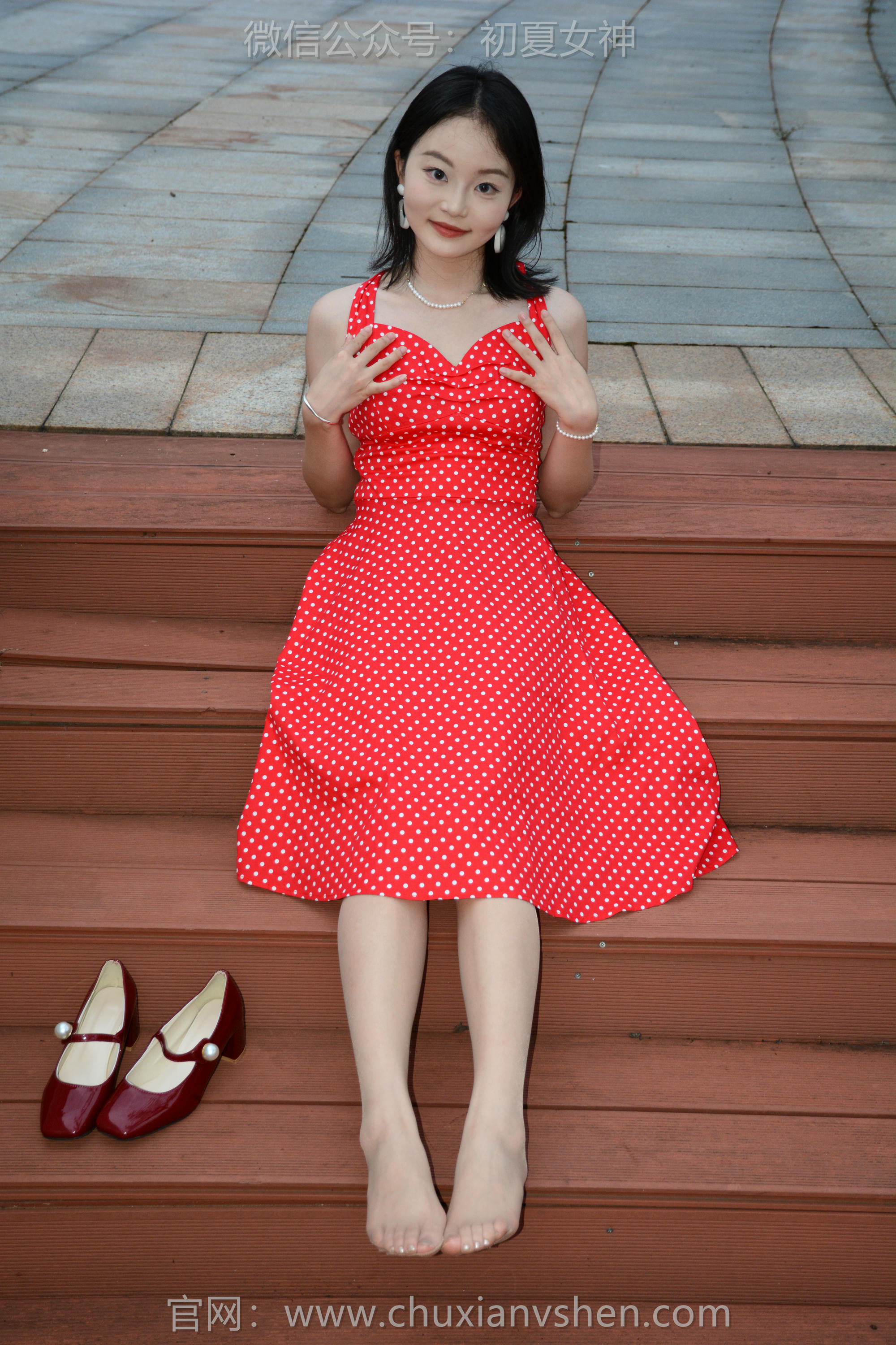 初夏女神 NO.258 双双~【港式装扮】出发点是好的，拍一期港风小姐姐嘞_第7集