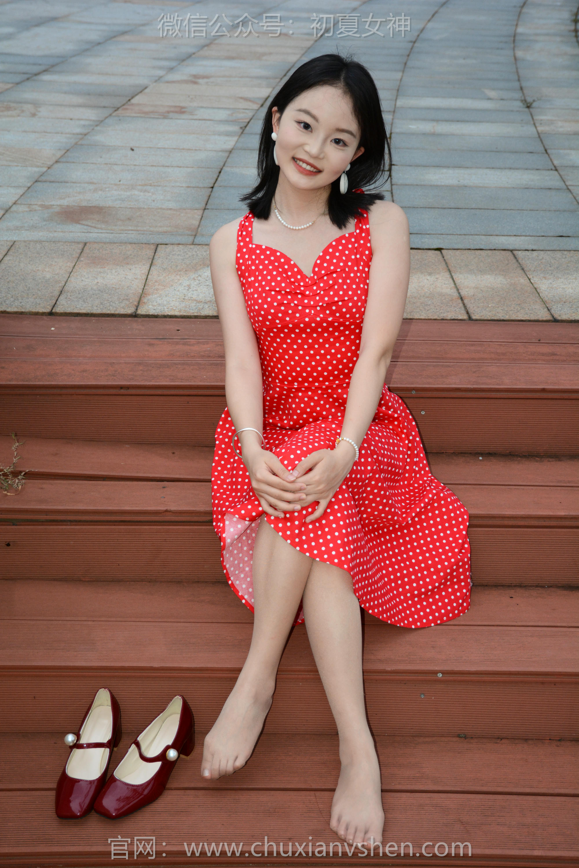 初夏女神 NO.258 双双~【港式装扮】出发点是好的，拍一期港风小姐姐嘞_第7集