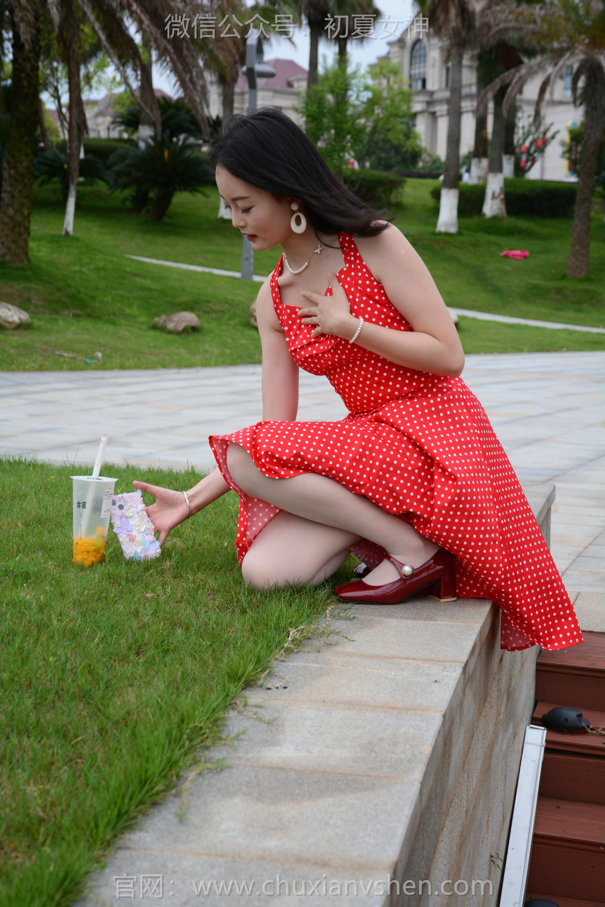 初夏女神 NO.258 双双~【港式装扮】出发点是好的，拍一期港风小姐姐嘞_第2集