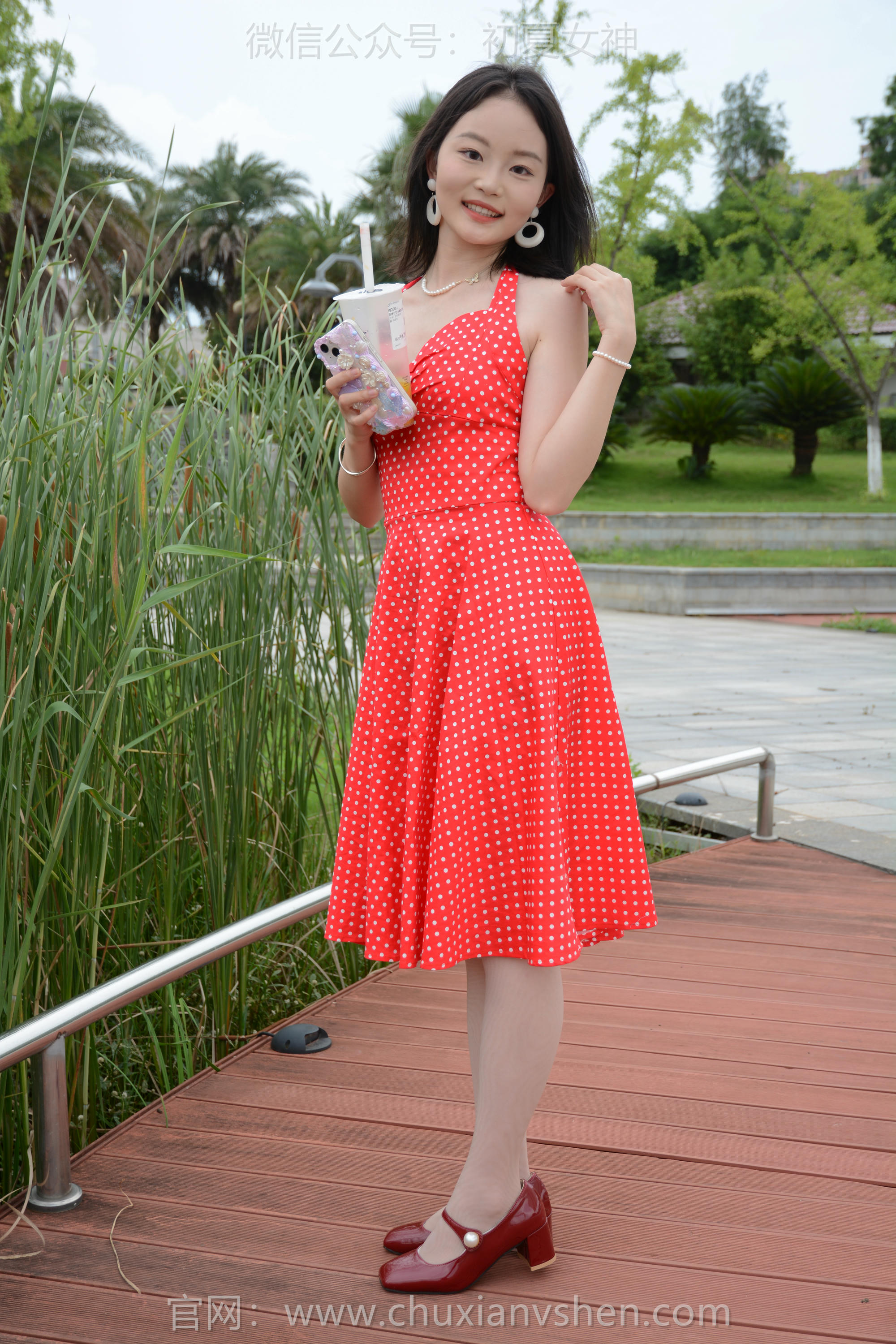 初夏女神 NO.258 双双~【港式装扮】出发点是好的，拍一期港风小姐姐嘞_第1集