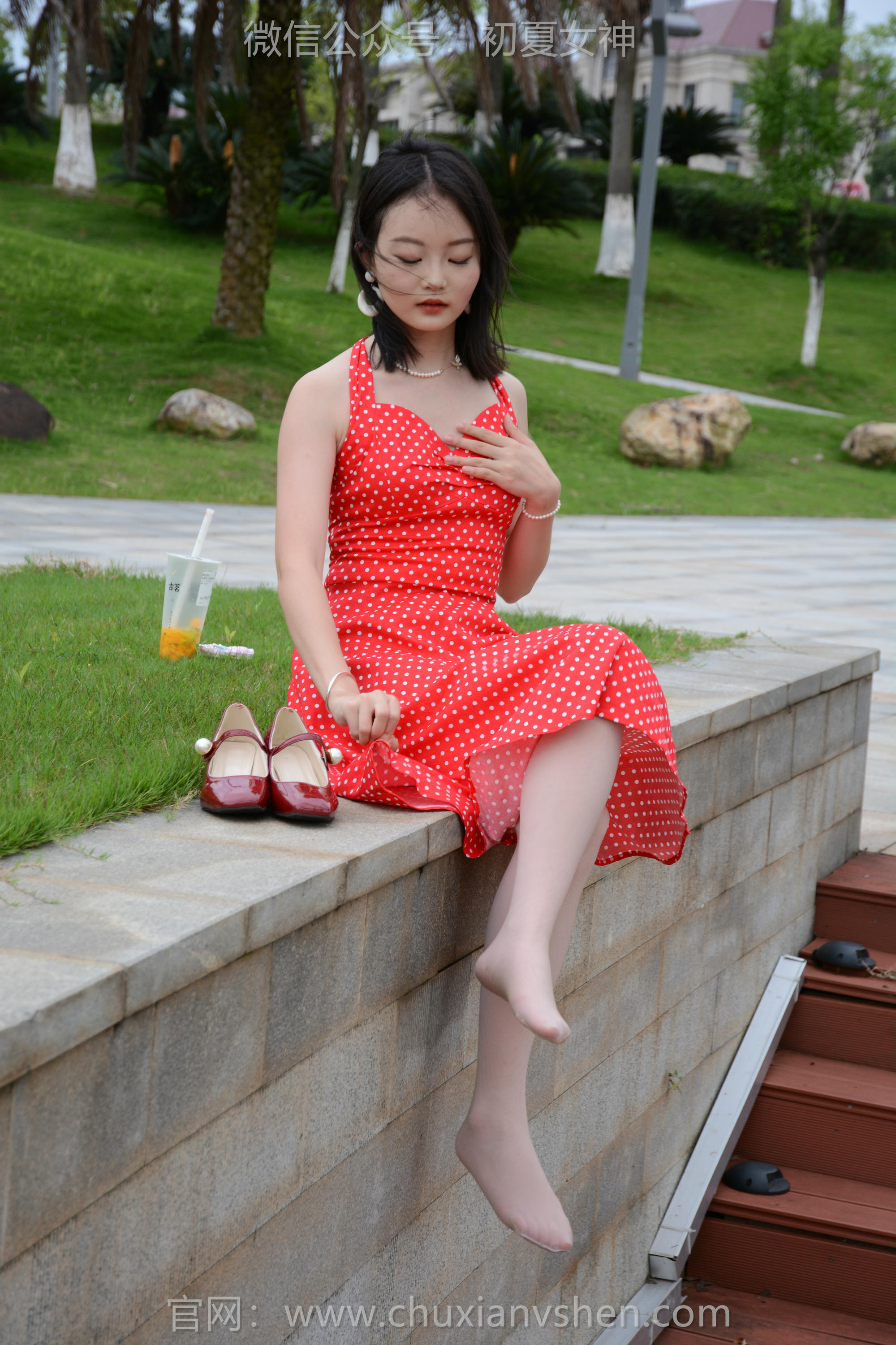 初夏女神 NO.258 双双~【港式装扮】出发点是好的，拍一期港风小姐姐嘞_第2集