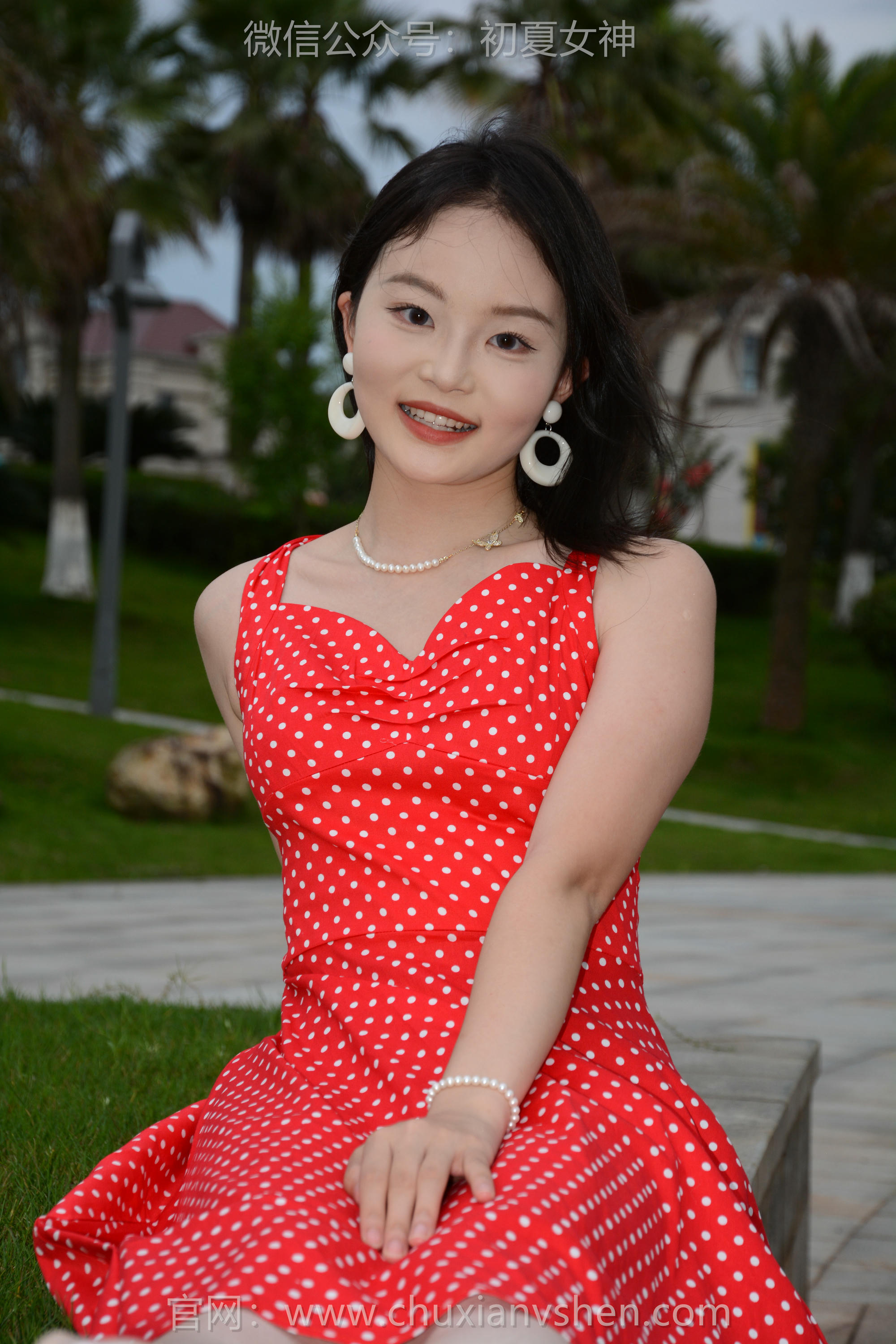 初夏女神 NO.258 双双~【港式装扮】出发点是好的，拍一期港风小姐姐嘞_第3集