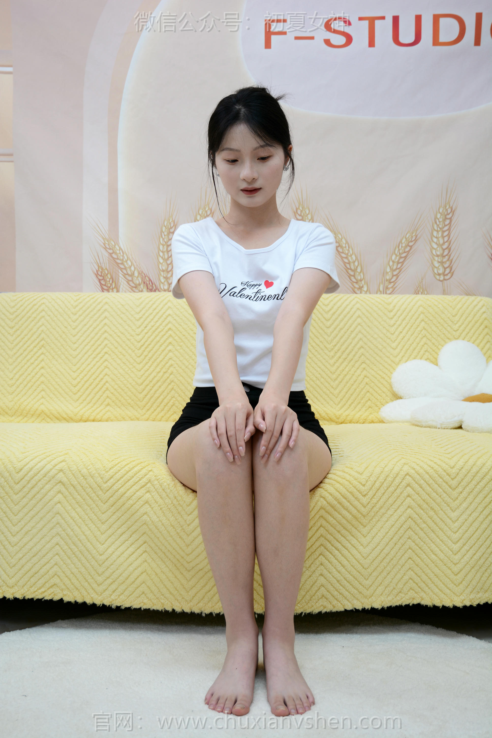 初夏女神 NO.261 安妮~【日常生活】安妮啊，衣服、鞋子、自己搭哈 [100P1V 4.06 GB]_第1集