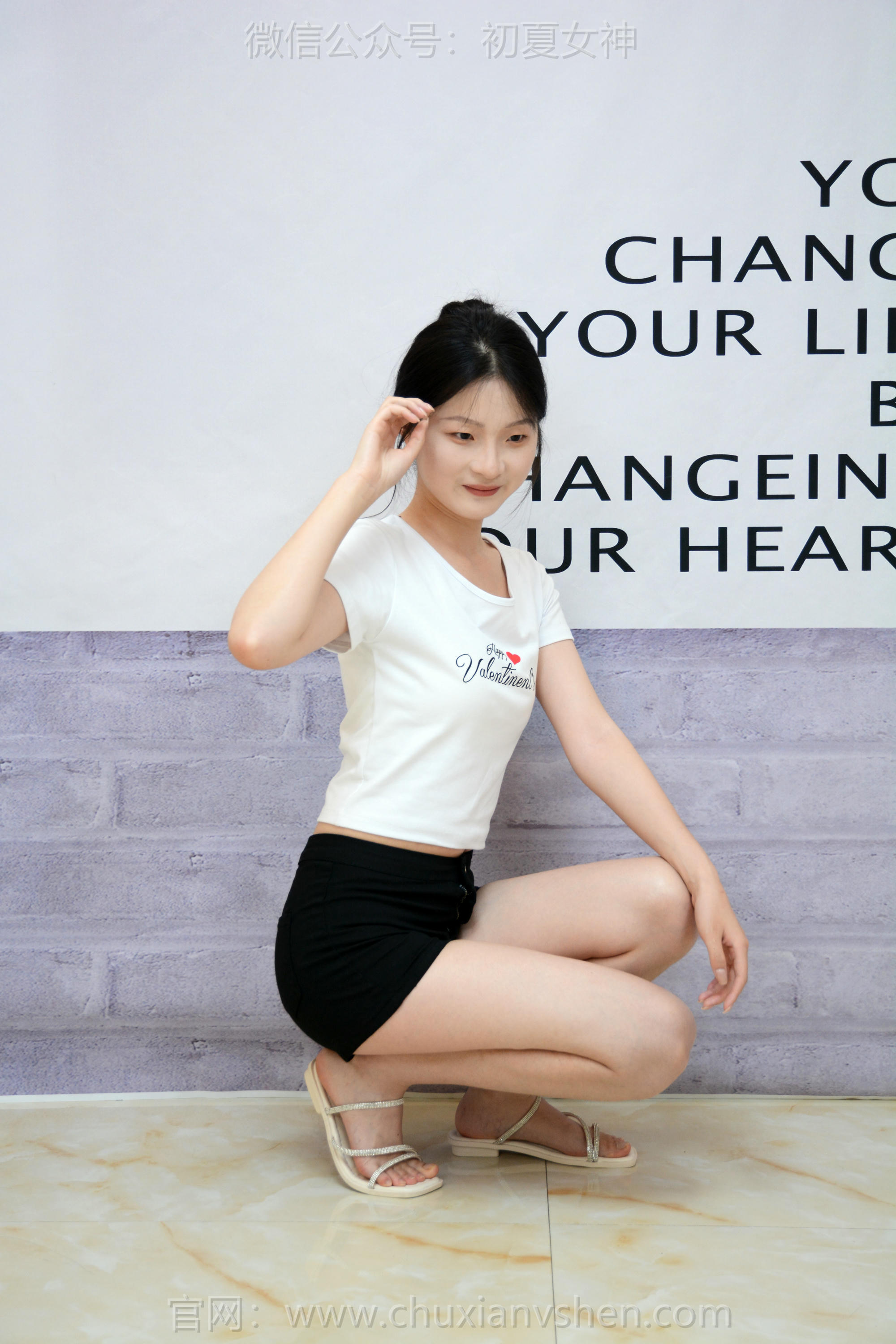 初夏女神 NO.261 安妮~【日常生活】安妮啊，衣服、鞋子、自己搭哈 [100P1V 4.06 GB]_第1集