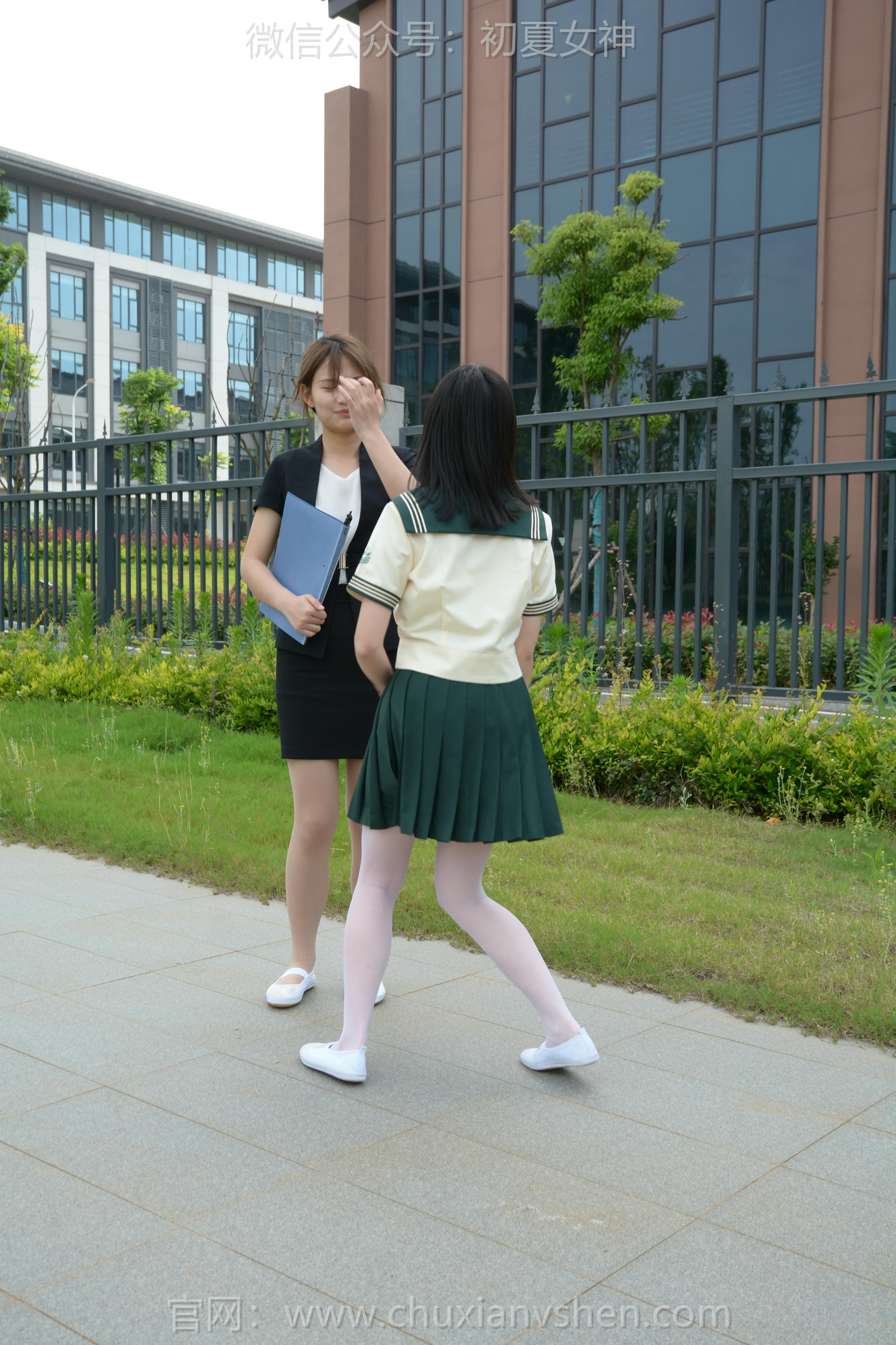 初夏女神 NO.262 双双、幺幺~【友谊之争】两姐妹拍出等级之分的剧情 [160P1V 5.67 GB]_第4集