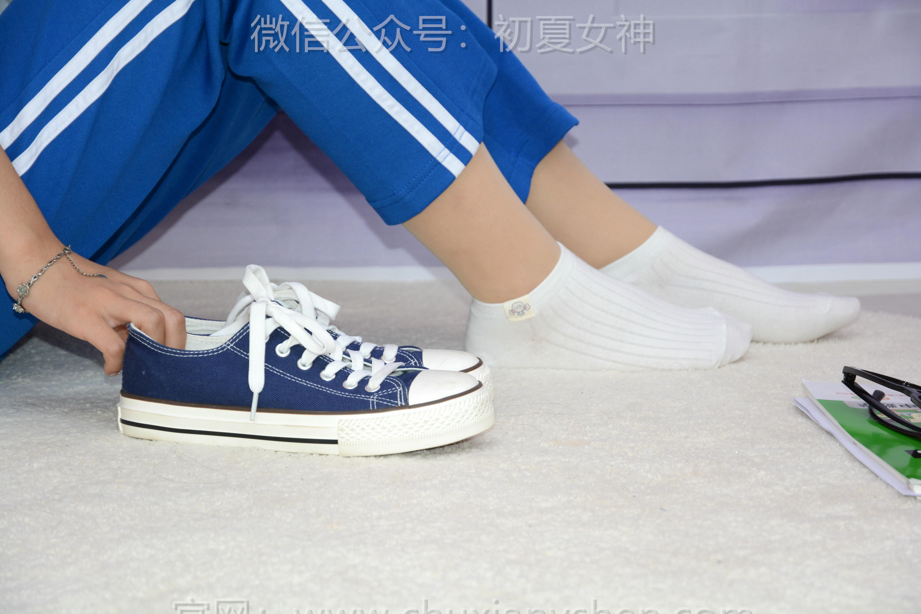 初夏女神 NO.263 希希~ 告别校服 寒窗苦读终于开始踏上大学之路了 [90P1V 4.09 GB]_第4集