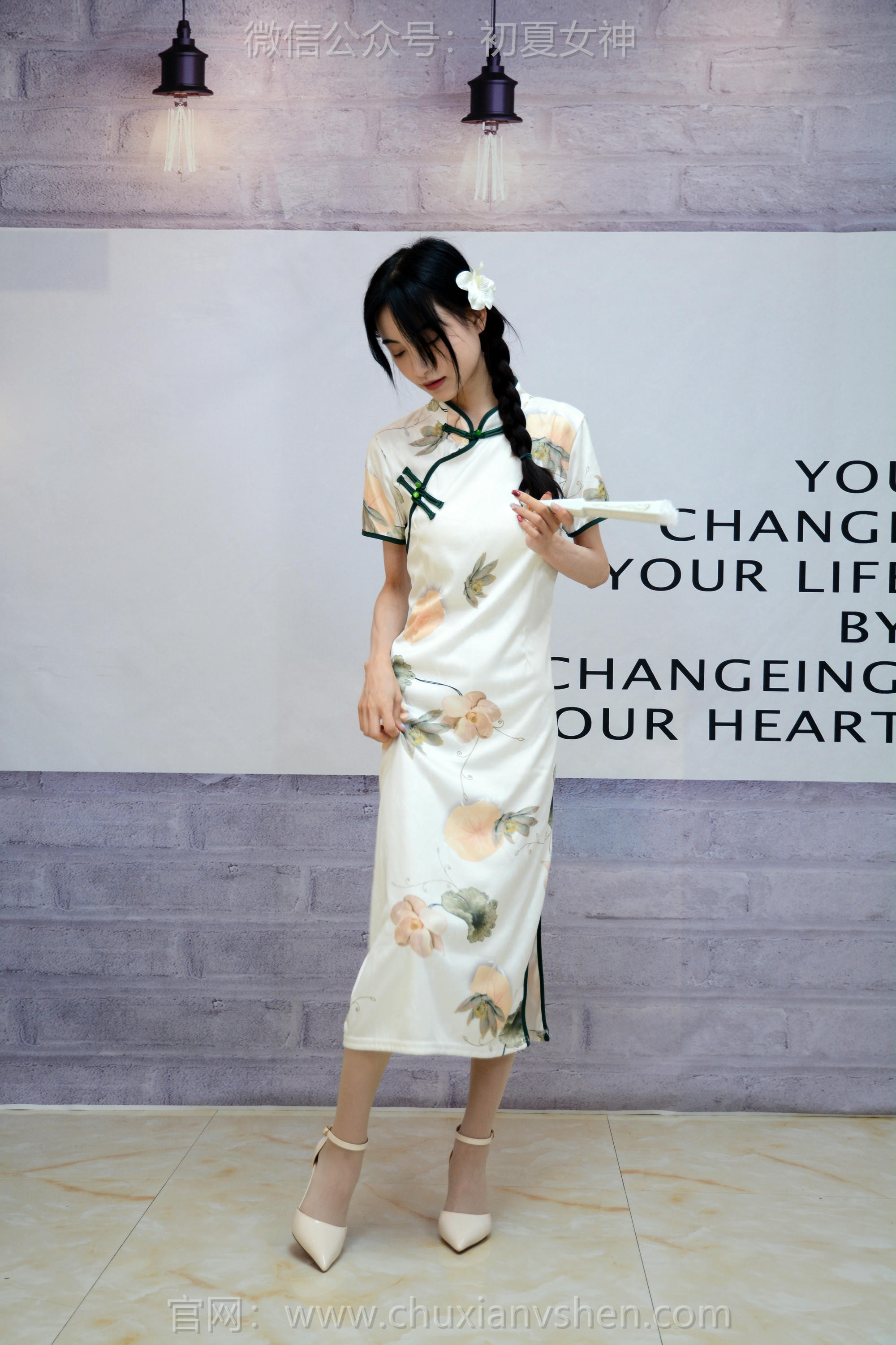 初夏女神 NO.264 柒柒~《沉鱼落雁》旗袍是展现女性魅力最佳选择 [110P1V 4.17 GB]_第1集