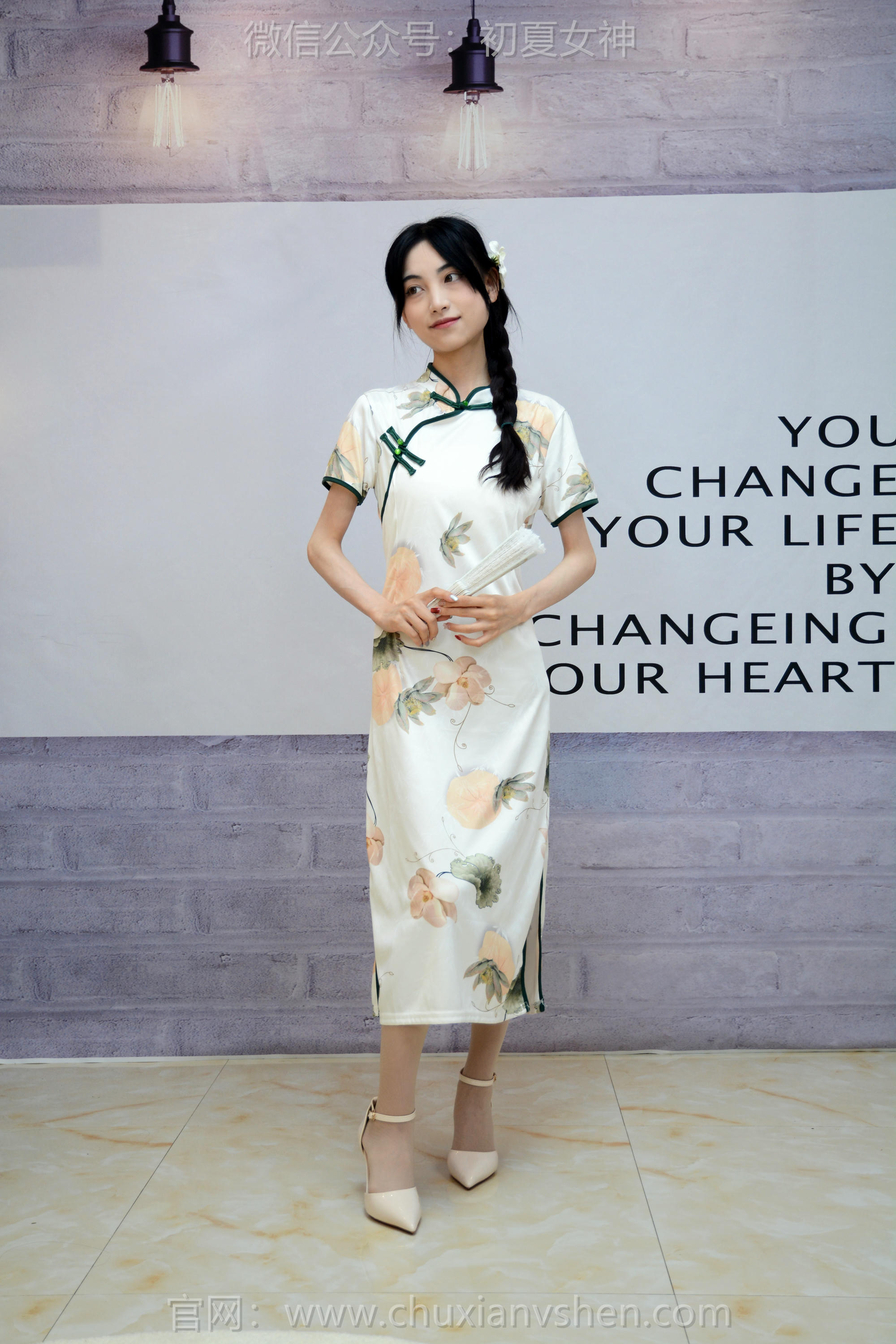 初夏女神 NO.264 柒柒~《沉鱼落雁》旗袍是展现女性魅力最佳选择 [110P1V 4.17 GB]_第1集