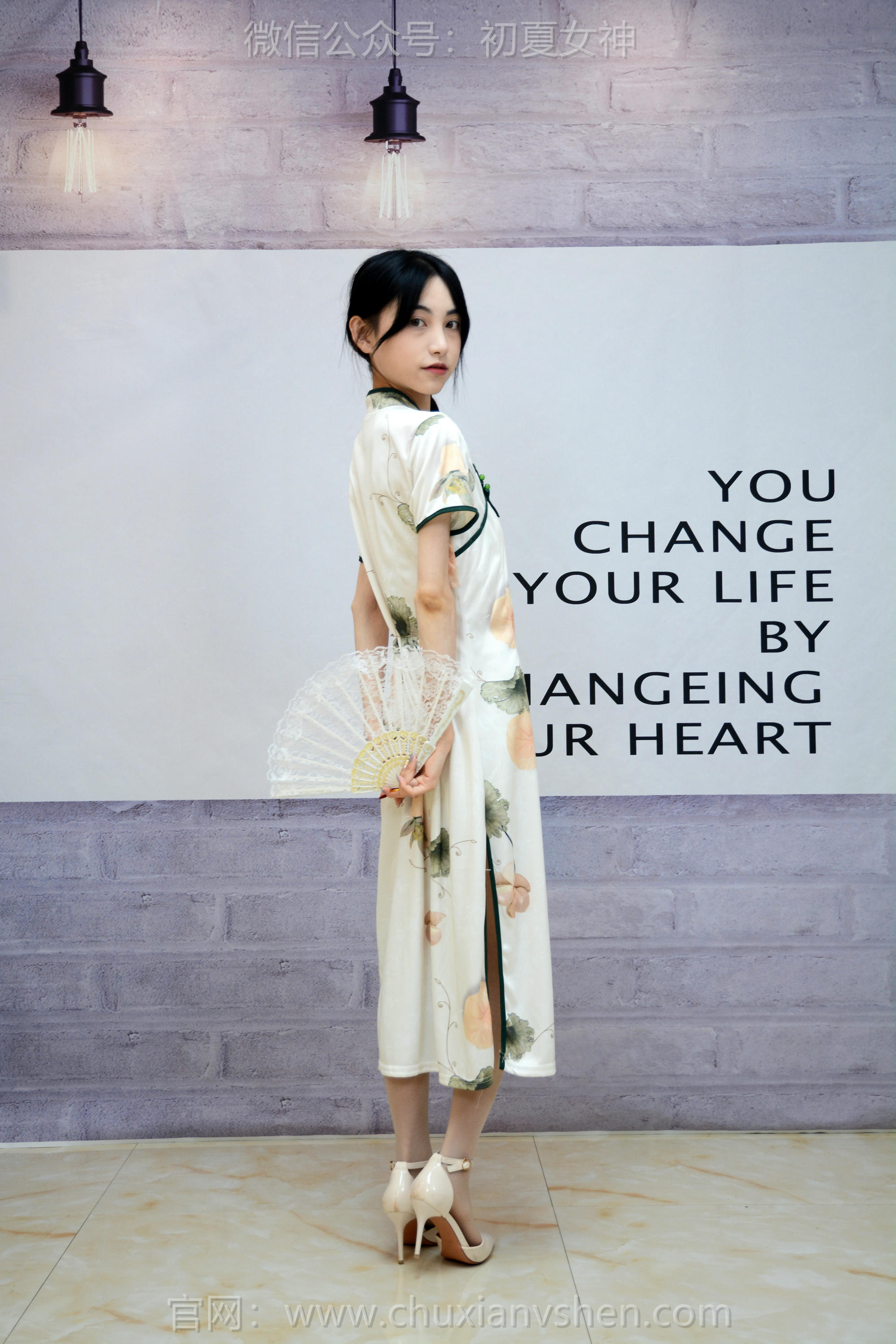 初夏女神 NO.264 柒柒~《沉鱼落雁》旗袍是展现女性魅力最佳选择 [110P1V 4.17 GB]_第1集