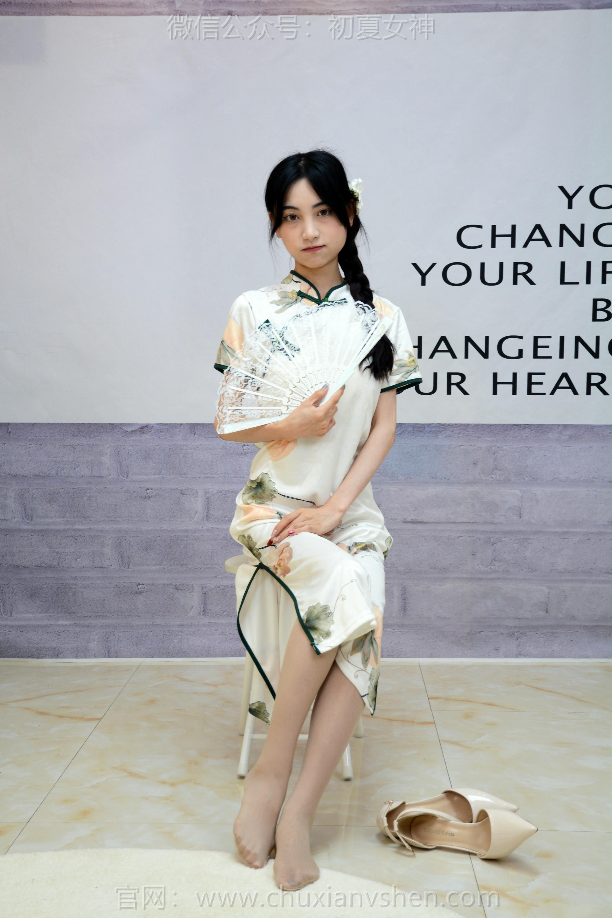 初夏女神 NO.264 柒柒~《沉鱼落雁》旗袍是展现女性魅力最佳选择 [110P1V 4.17 GB]_第2集