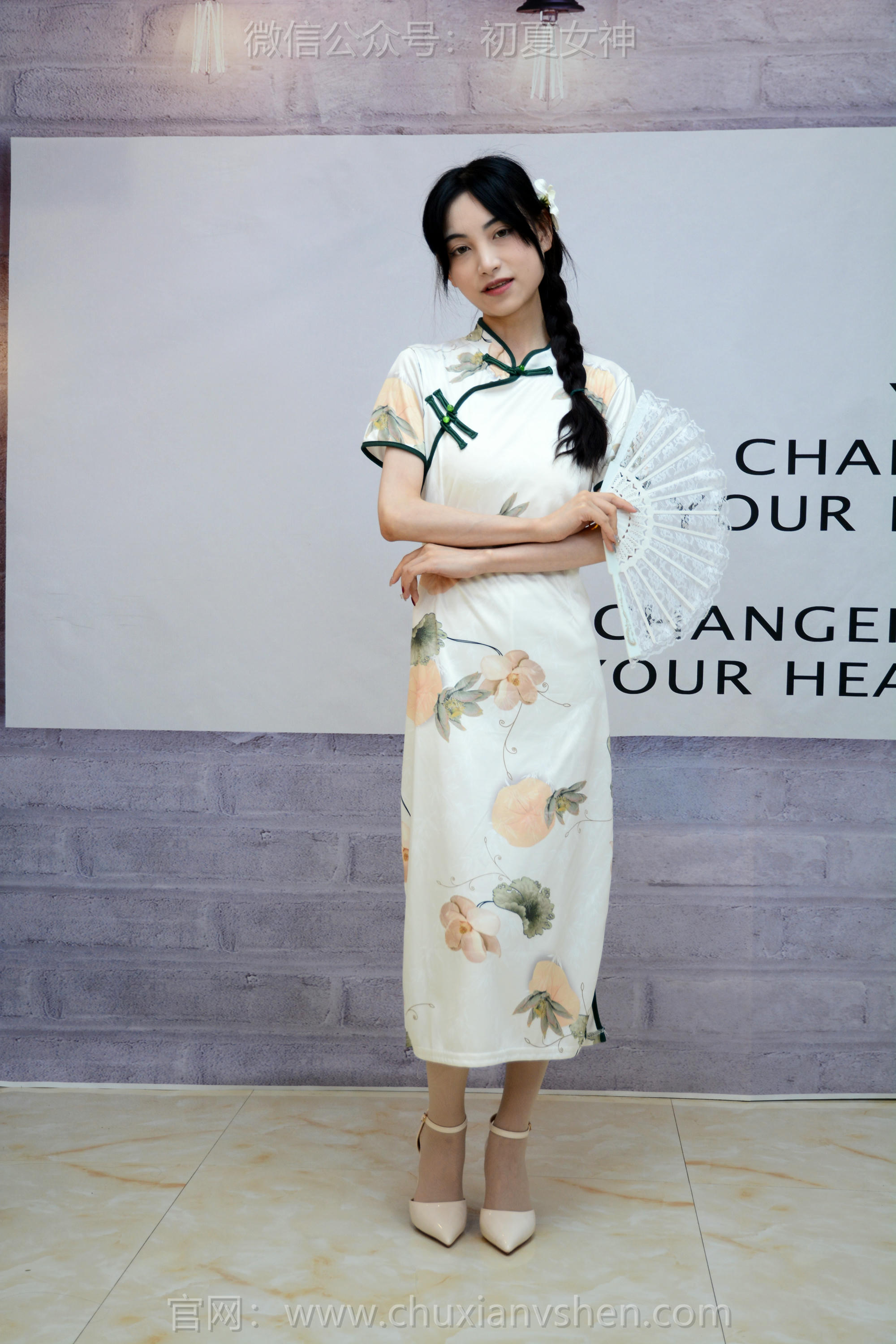 初夏女神 NO.264 柒柒~《沉鱼落雁》旗袍是展现女性魅力最佳选择 [110P1V 4.17 GB]_第1集