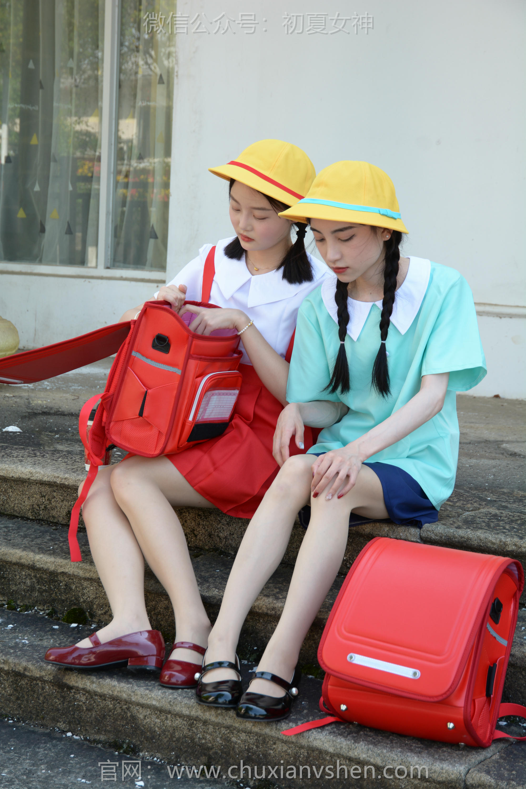 初夏女神 NO.265 柒柒、双双~《丸子vs小玉》大家的童年有她们吗 [140P1V 5.94 GB]_第7集