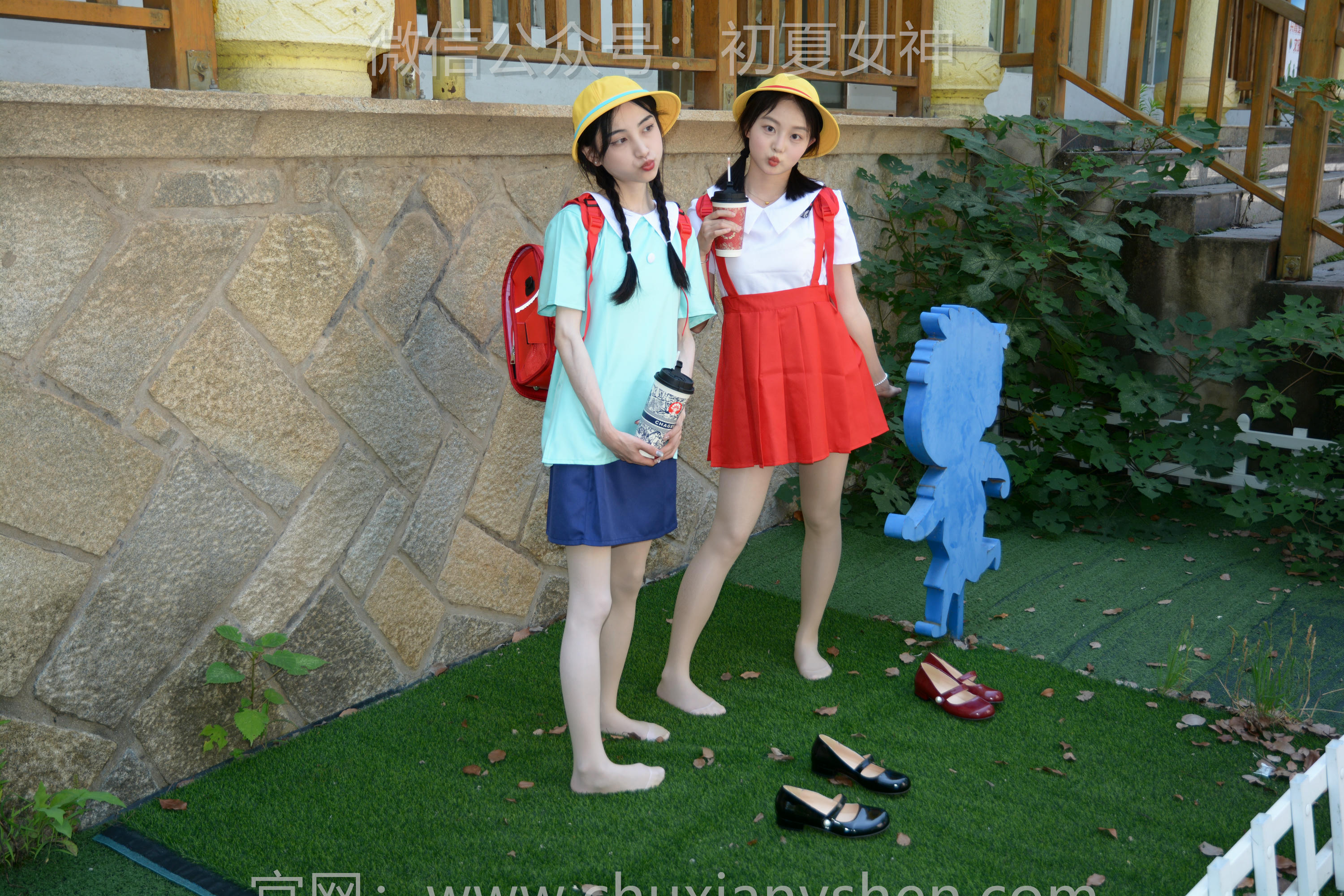 初夏女神 NO.265 柒柒、双双~《丸子vs小玉》大家的童年有她们吗 [140P1V 5.94 GB]_第3集