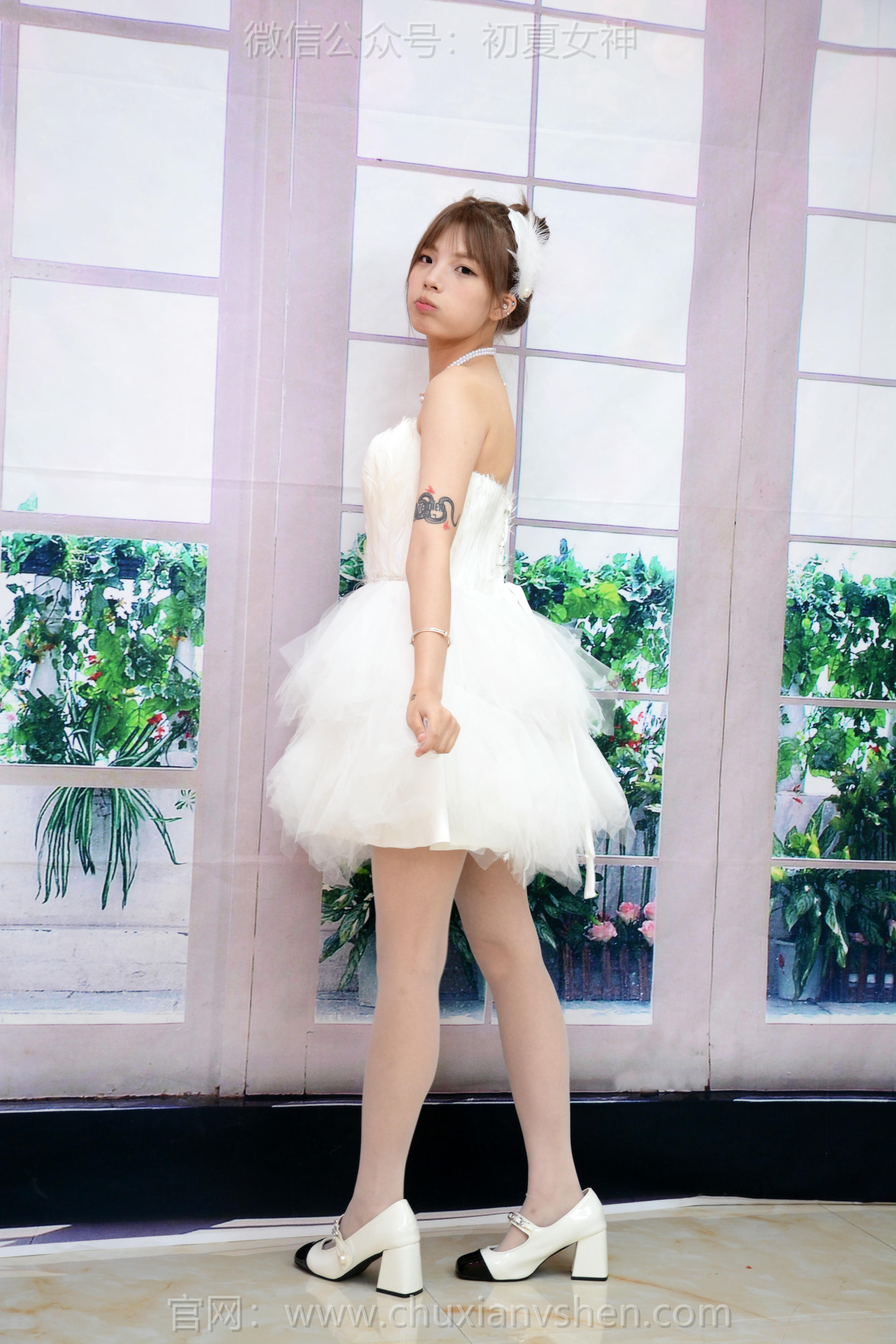 初夏女神 NO.268 番茄~【隐形翅膀】带上翅膀就是天使，没有翅膀就是婚纱 [100P1V 4.05 GB]_第1集