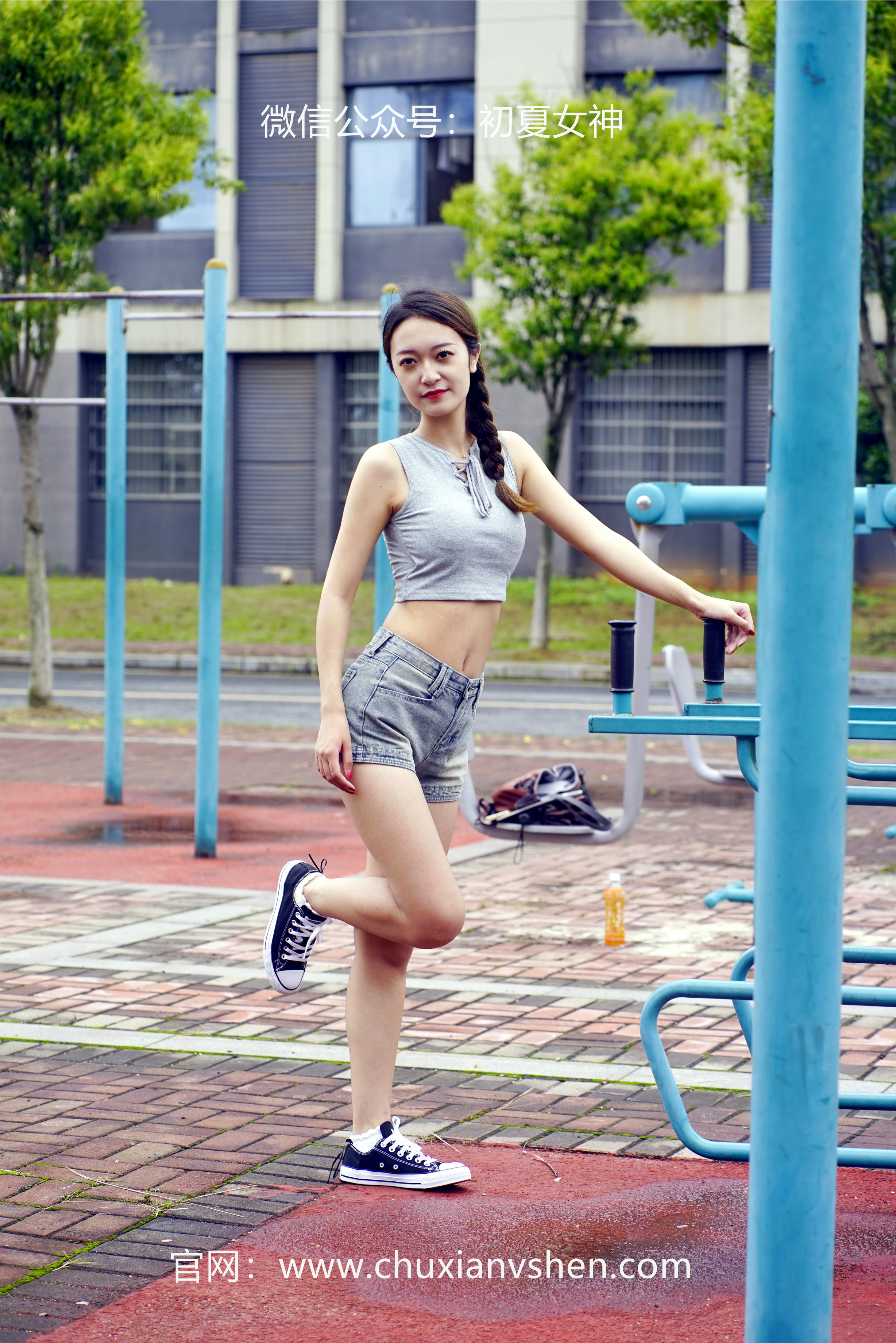 初夏女神 NO.046 依依 华丽展示[185P+2V／5.09GB]_第2集