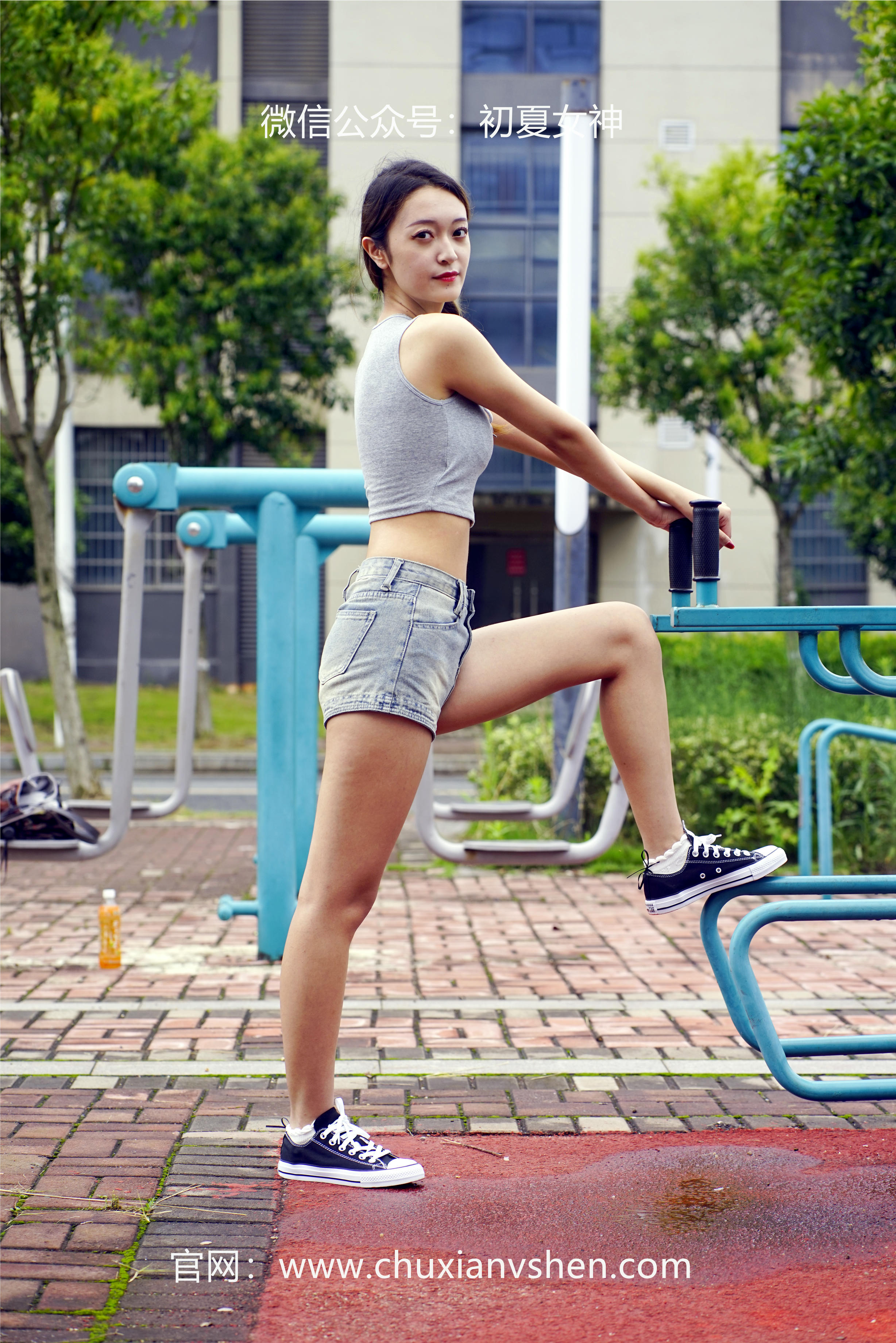 初夏女神 NO.046 依依 华丽展示[185P+2V／5.09GB]_第3集