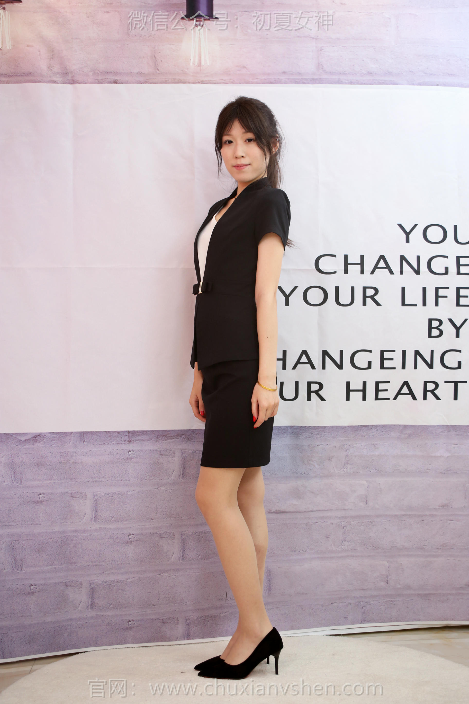 初夏女神 NO.274 清离 苹果香 [100P1V 4.12GB]_第1集