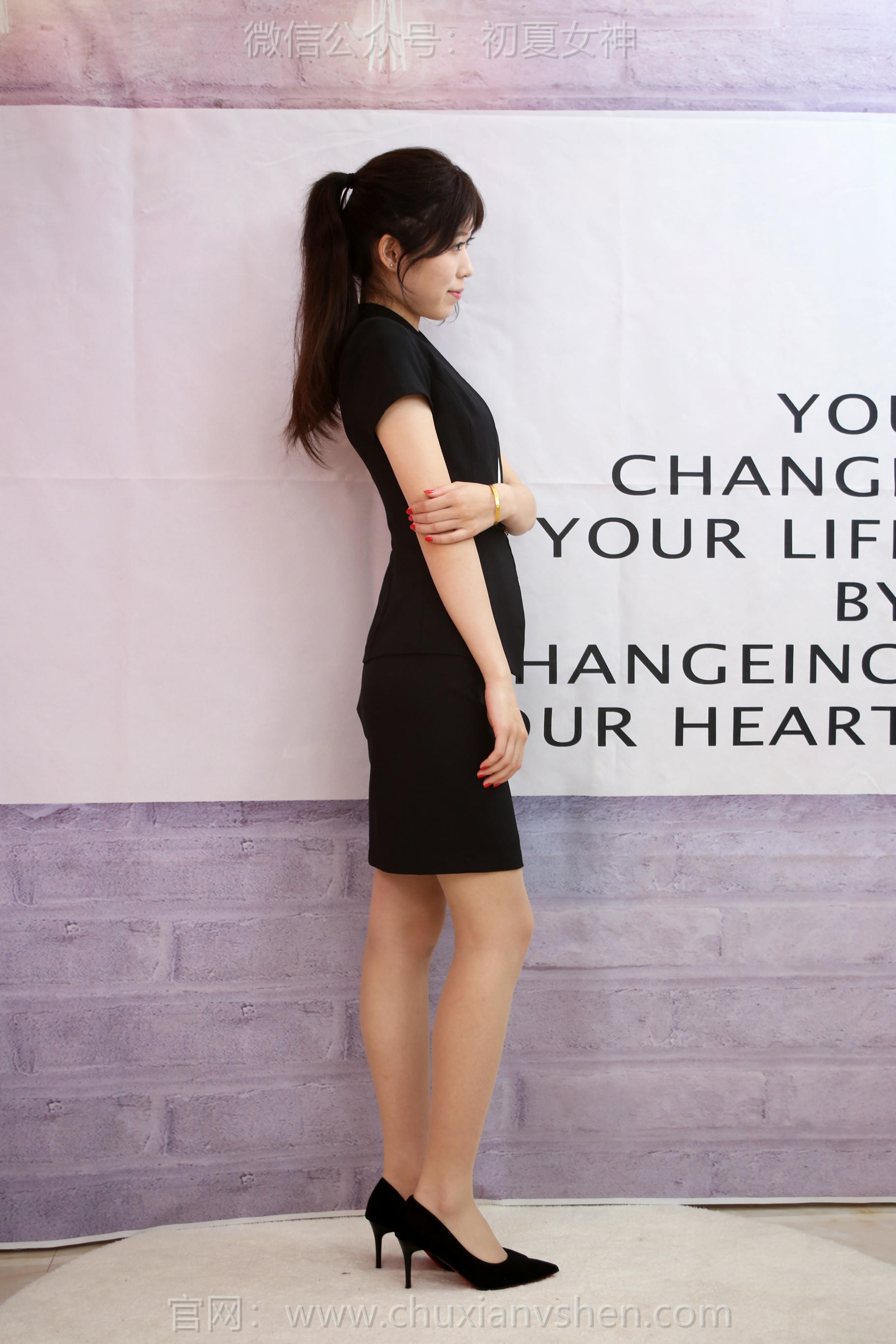 初夏女神 NO.274 清离 苹果香 [100P1V 4.12GB]_第1集