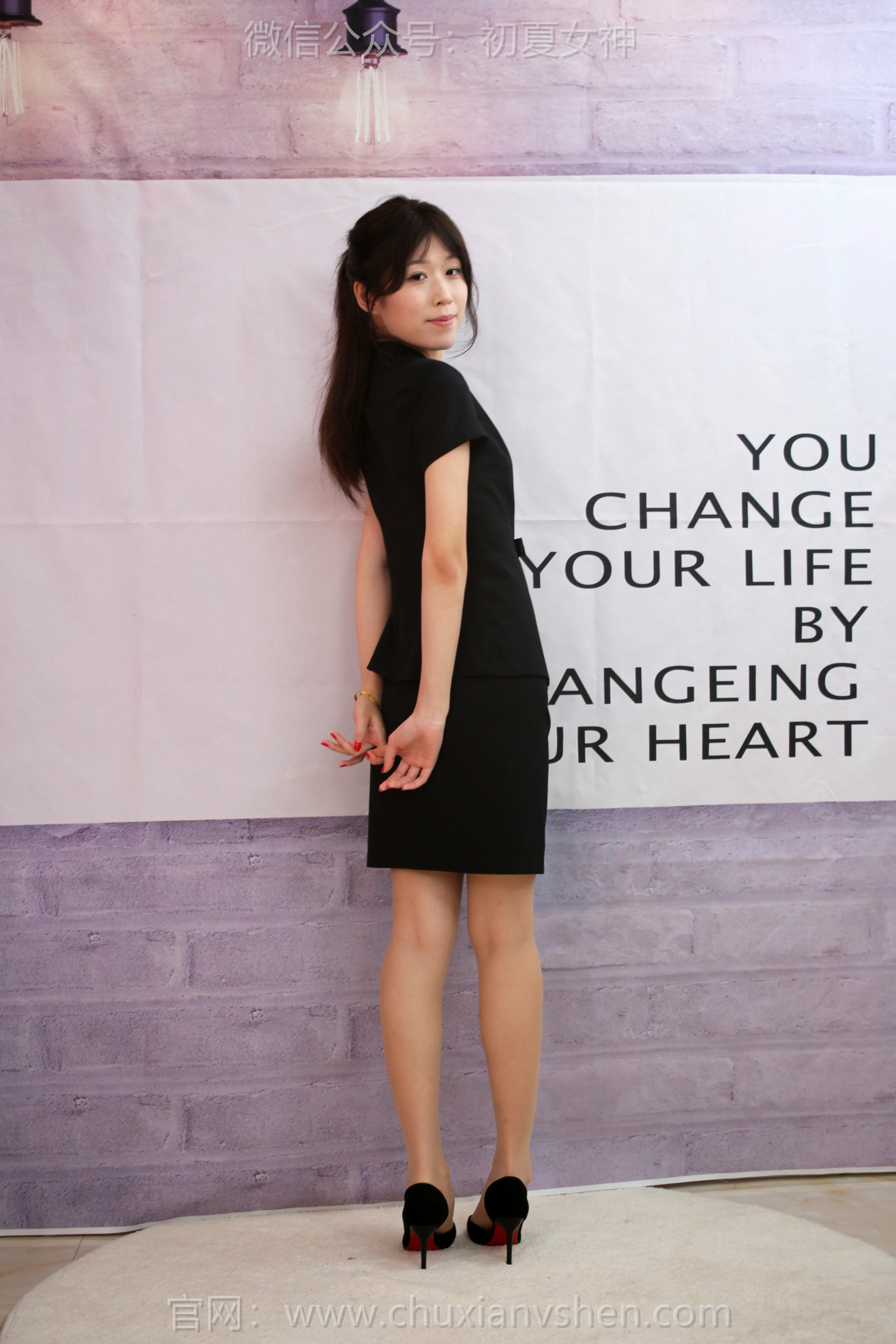 初夏女神 NO.274 清离 苹果香 [100P1V 4.12GB]_第1集