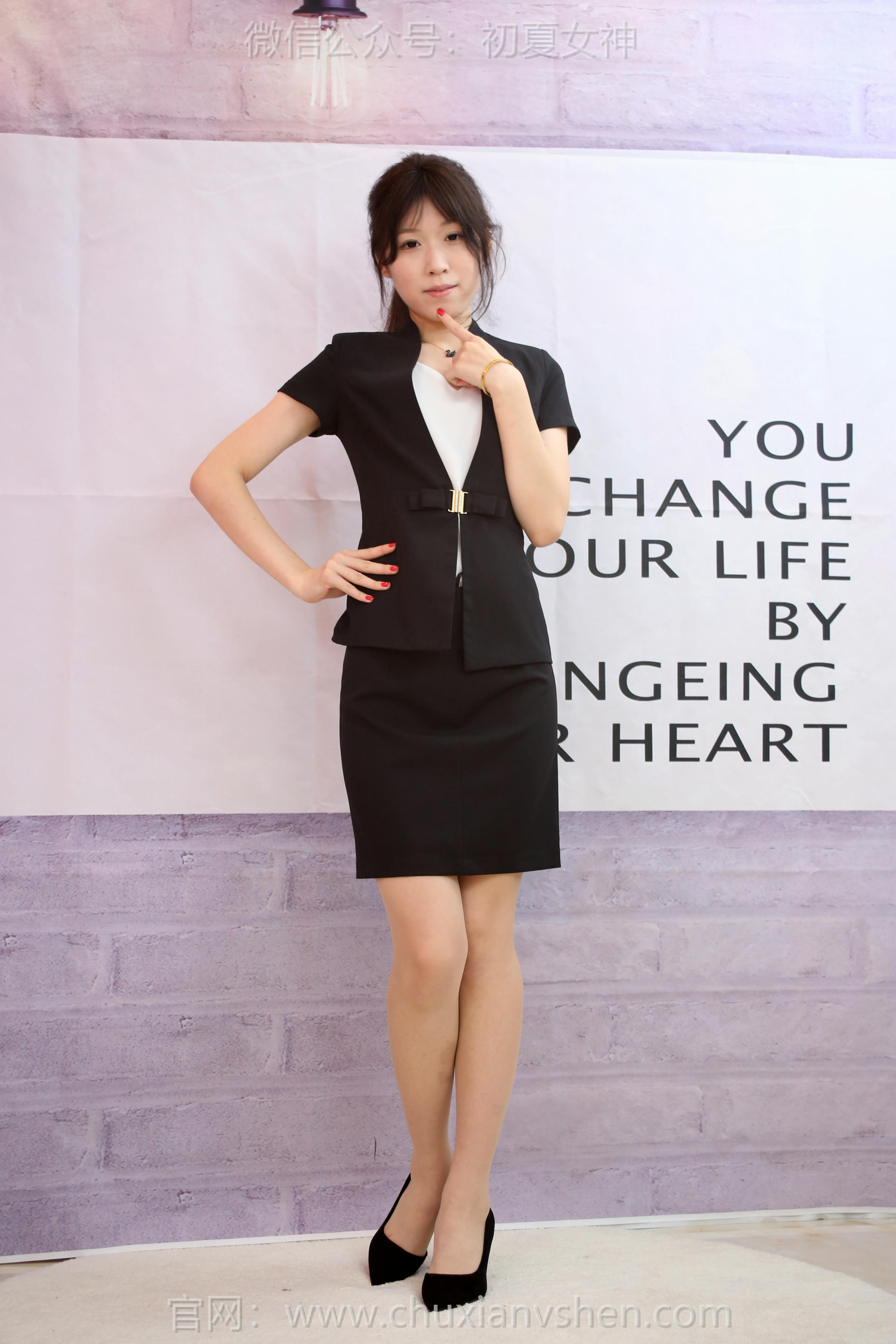 初夏女神 NO.274 清离 苹果香 [100P1V 4.12GB]_第1集