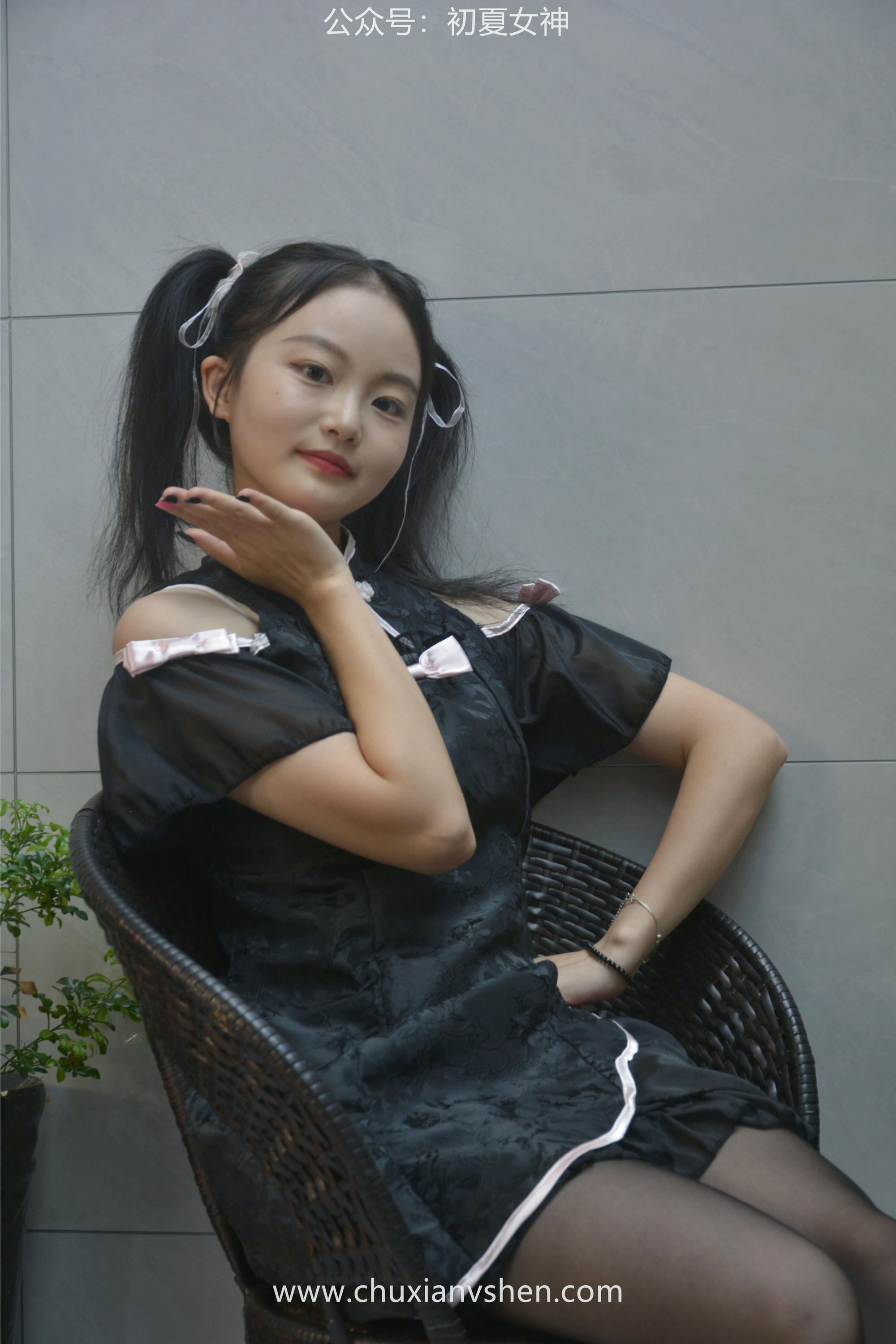 初夏女神 NO.047 双双 鬼马少女[134P+1V／5.35GB]_第1集