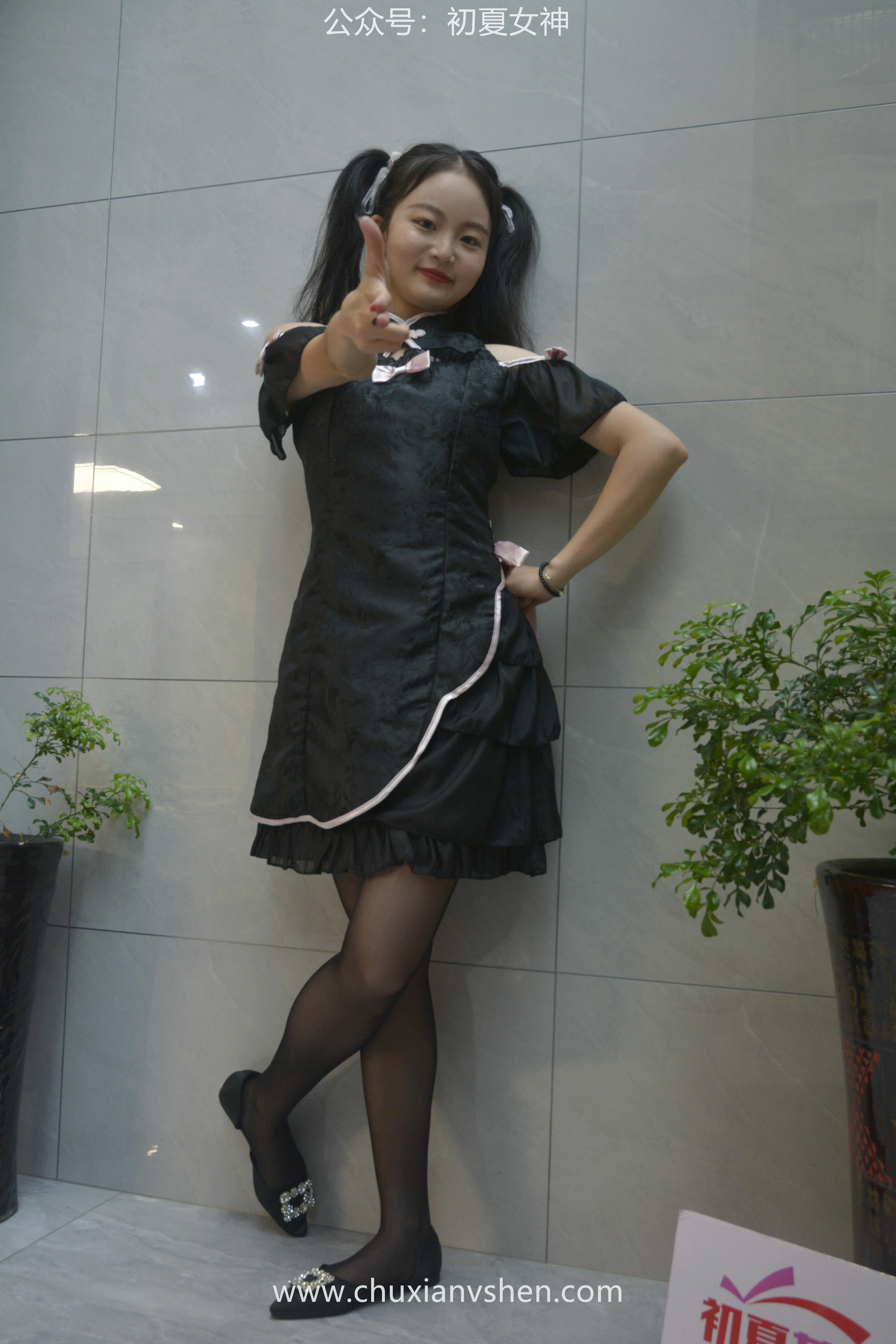 初夏女神 NO.047 双双 鬼马少女[134P+1V／5.35GB]_第1集