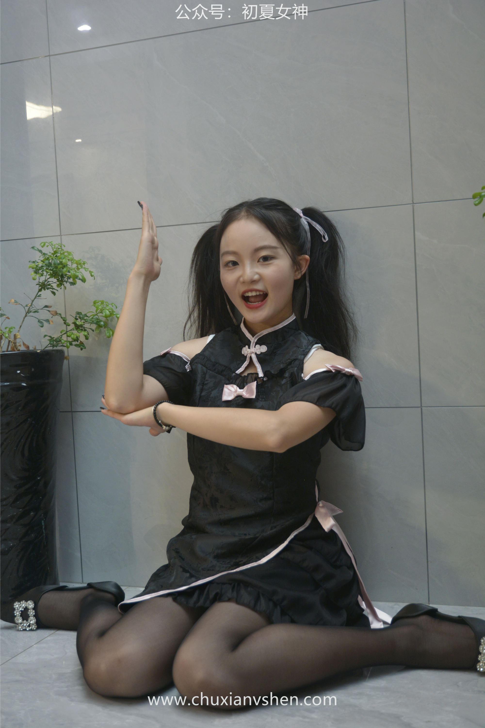 初夏女神 NO.047 双双 鬼马少女[134P+1V／5.35GB]_第2集