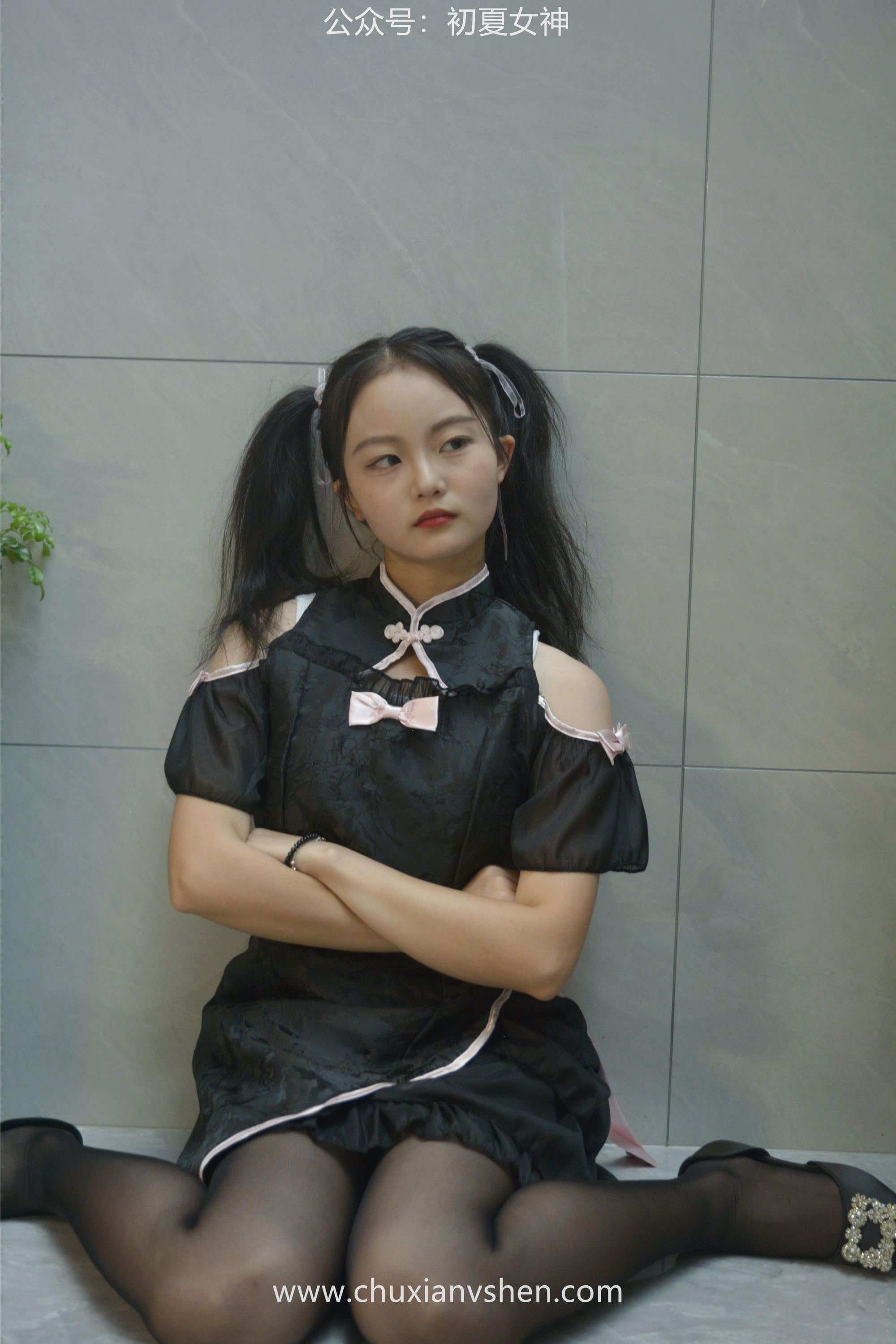 初夏女神 NO.047 双双 鬼马少女[134P+1V／5.35GB]_第2集