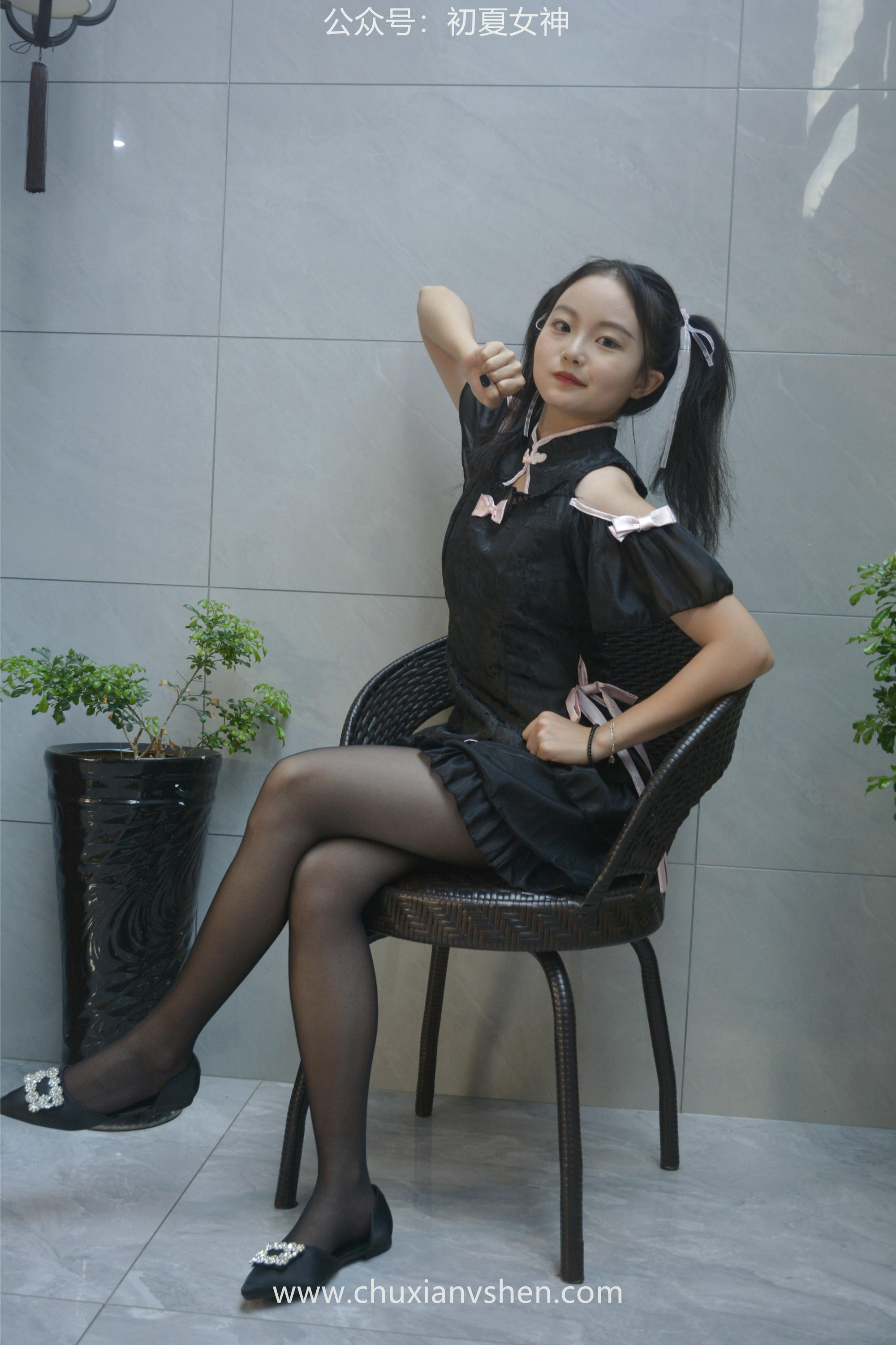 初夏女神 NO.047 双双 鬼马少女[134P+1V／5.35GB]_第1集