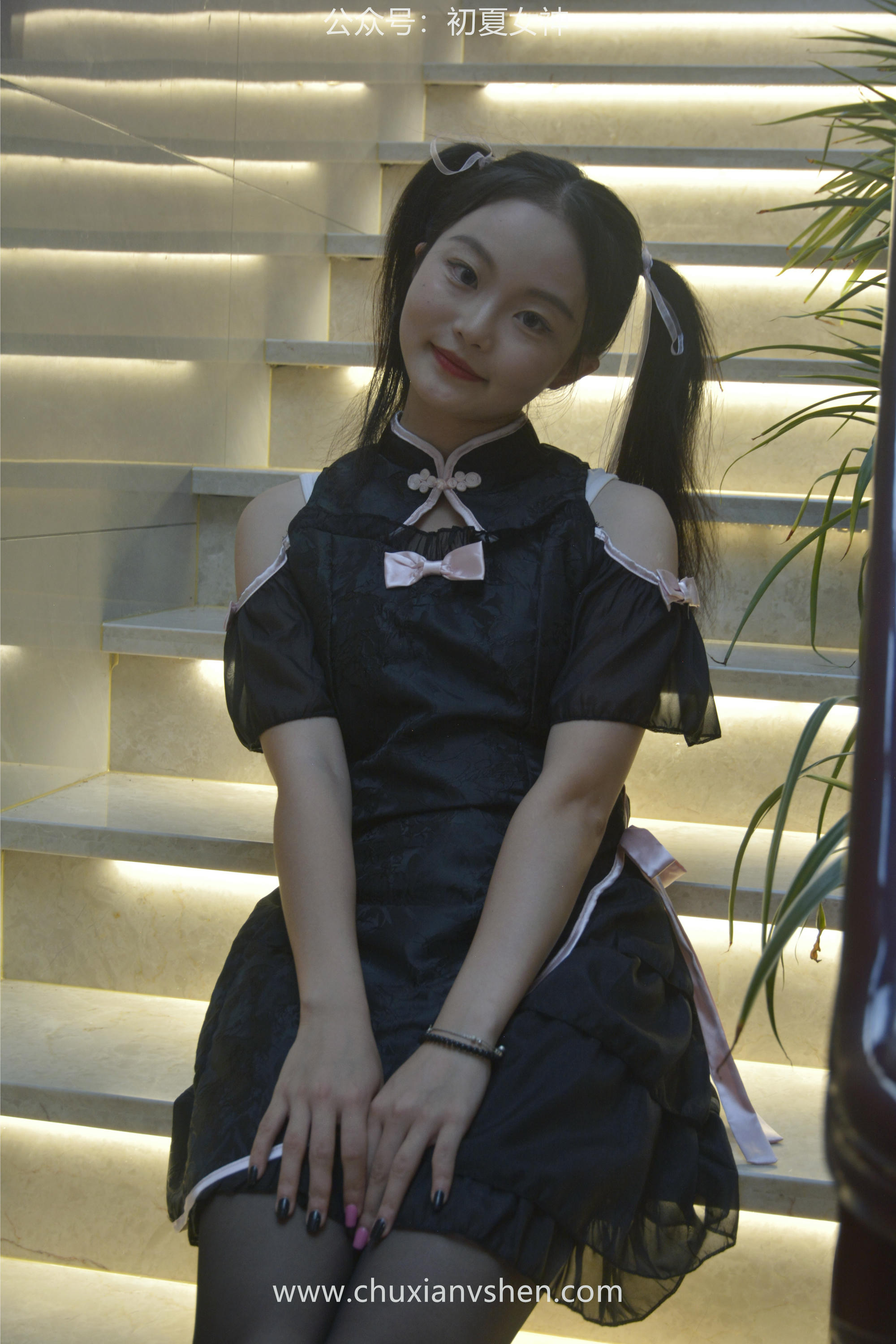 初夏女神 NO.047 双双 鬼马少女[134P+1V／5.35GB]_第2集