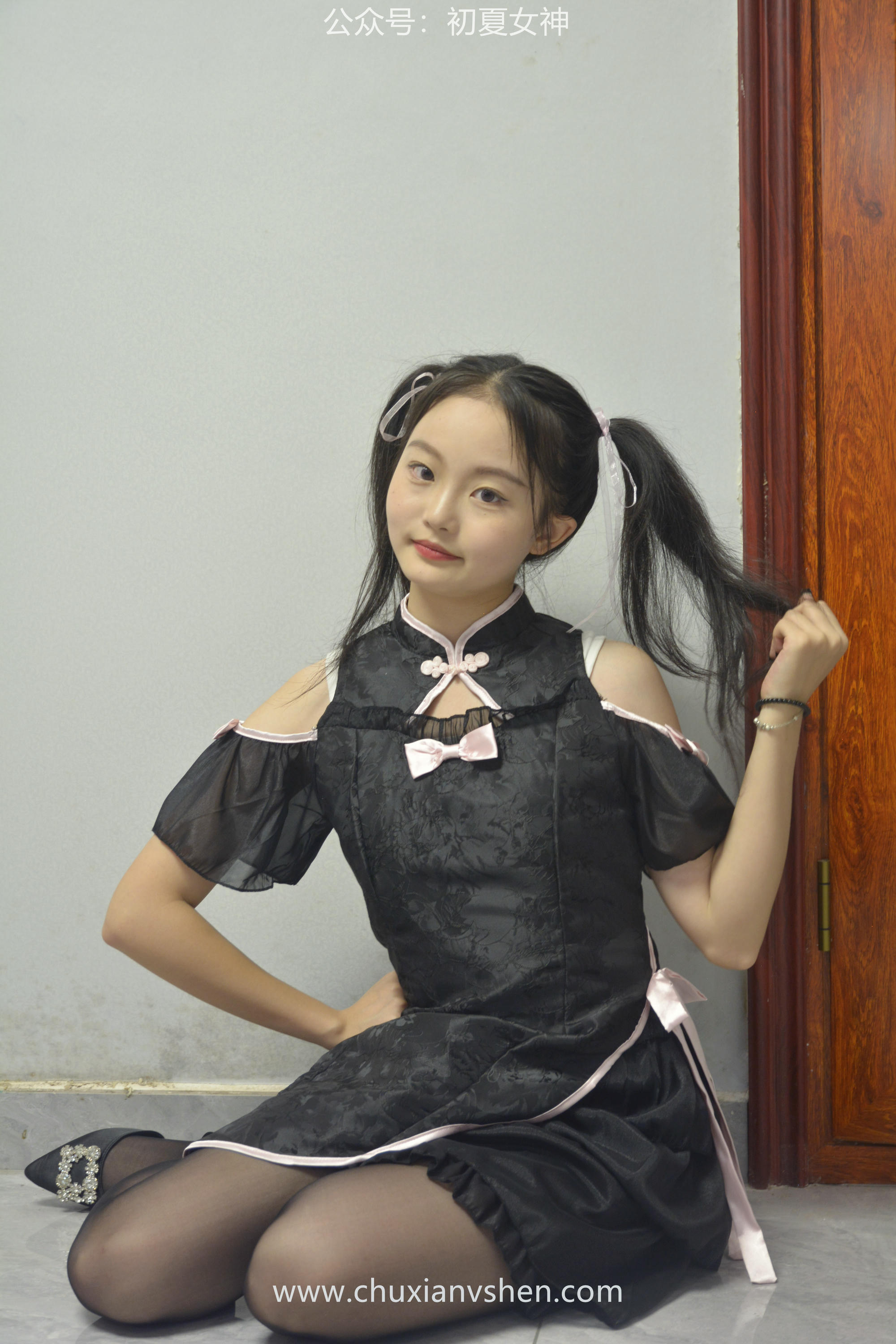 初夏女神 NO.047 双双 鬼马少女[134P+1V／5.35GB]_第3集