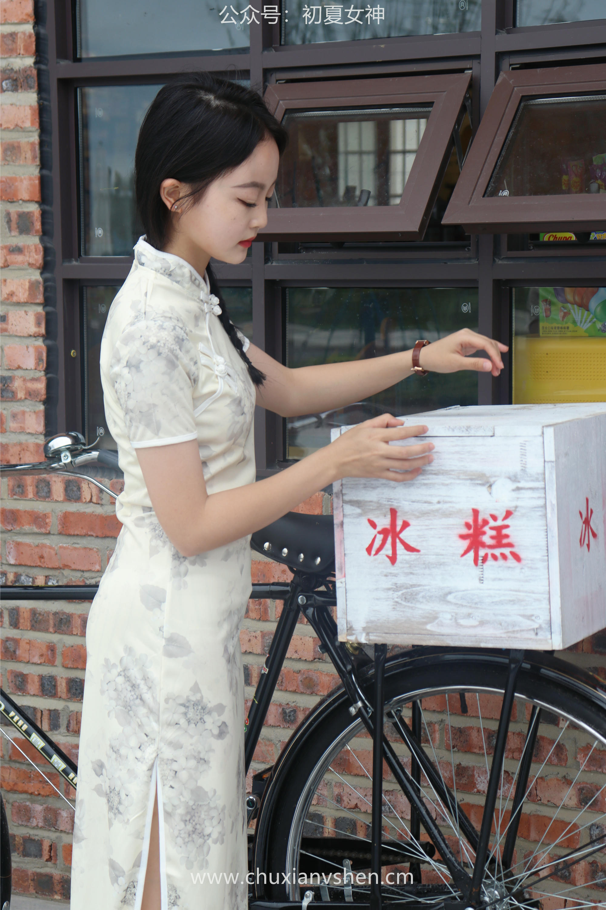 初夏女神 NO.049 双双 旗袍少女[203P+1V／6.58GB]_第8集