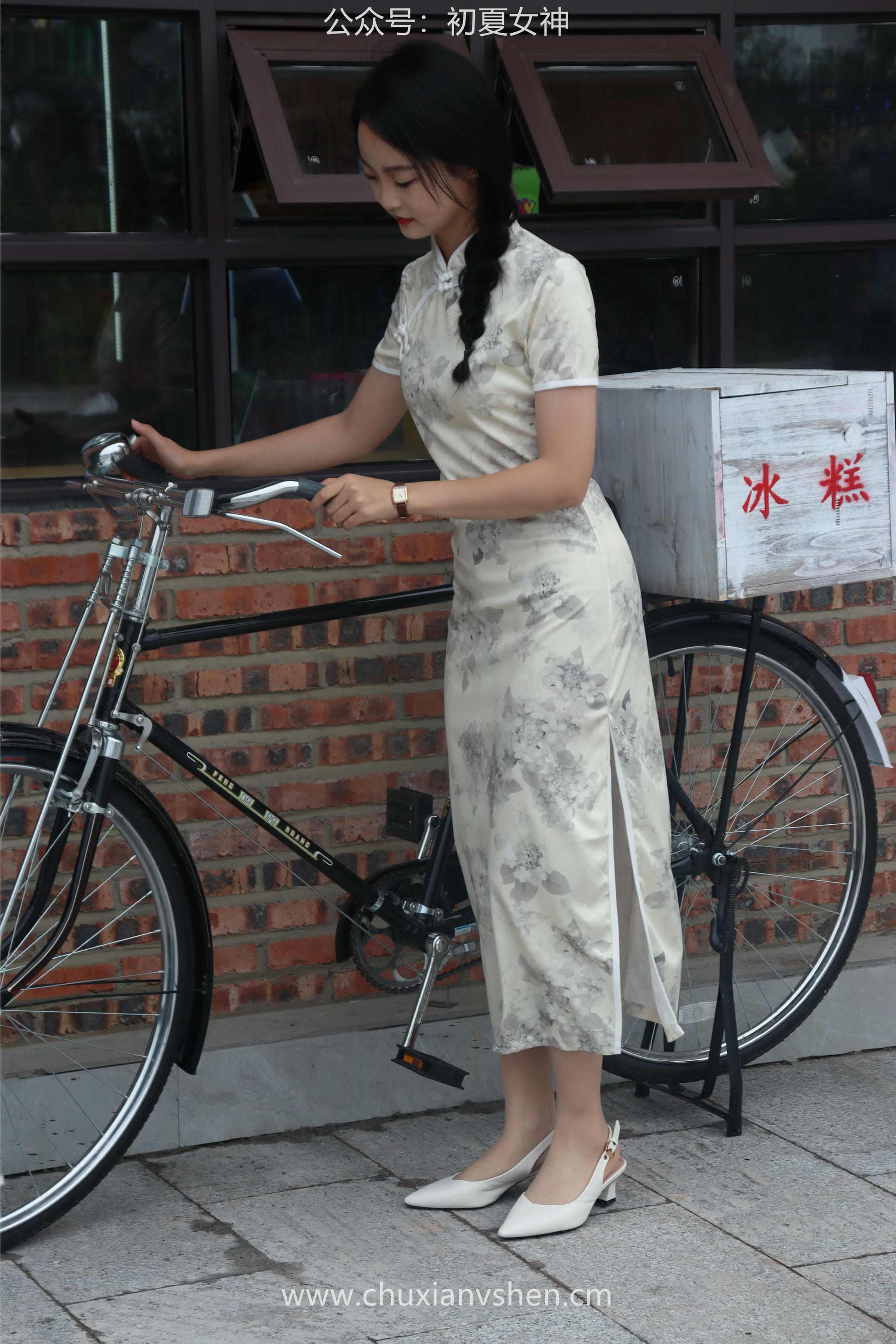 初夏女神 NO.049 双双 旗袍少女[203P+1V／6.58GB]_第8集