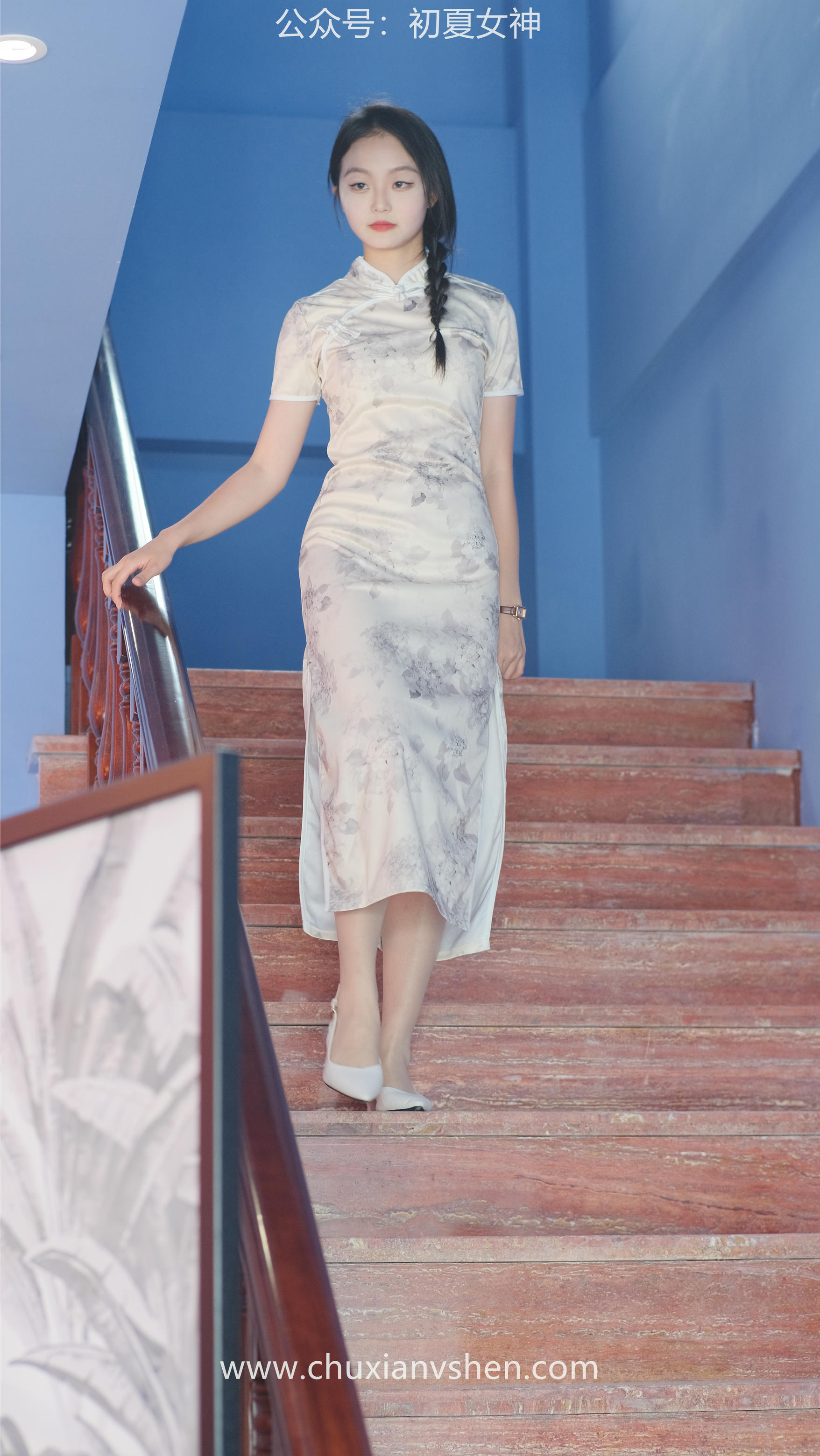 初夏女神 NO.049 双双 旗袍少女[203P+1V／6.58GB]_第2集