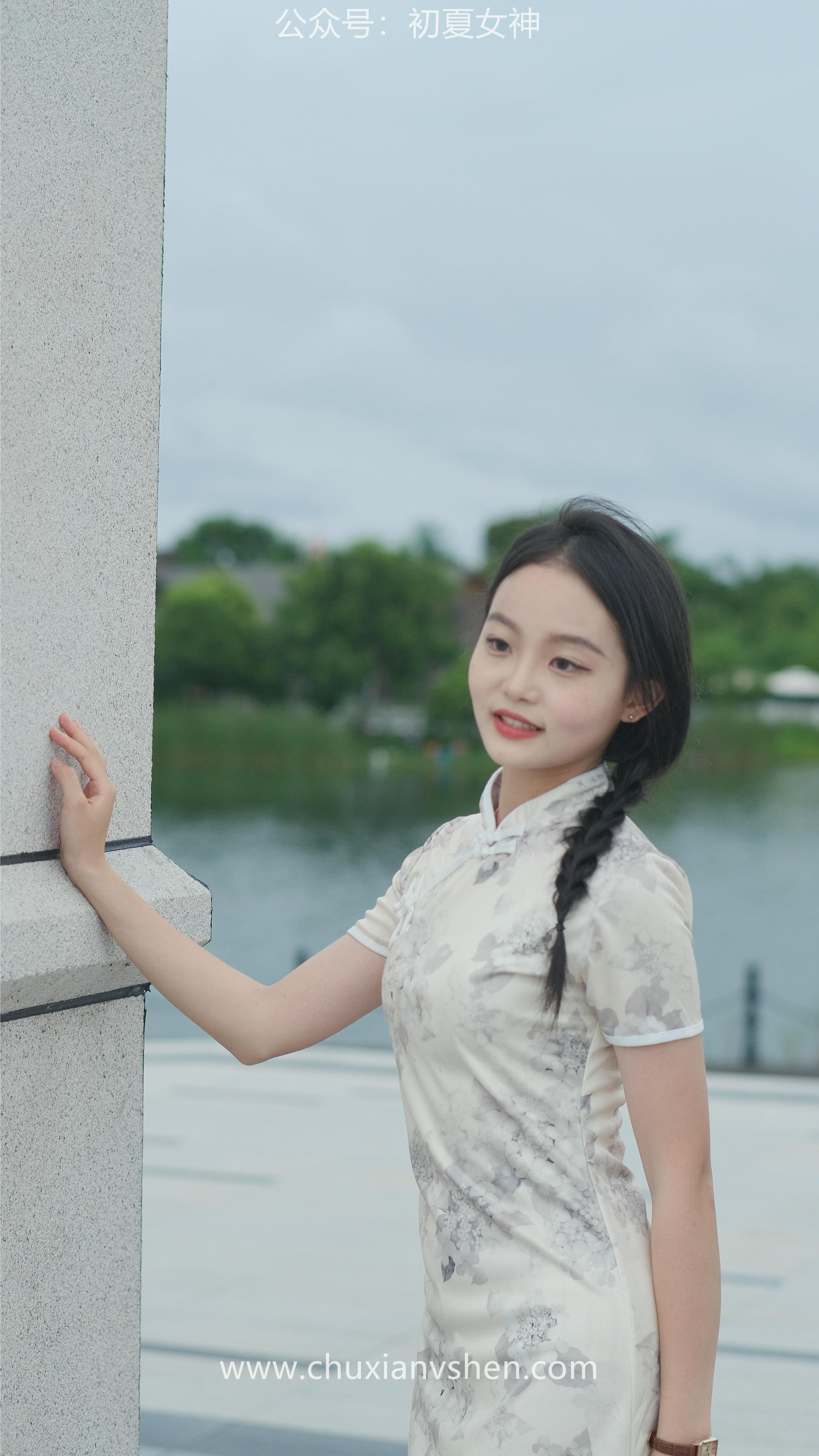 初夏女神 NO.049 双双 旗袍少女[203P+1V／6.58GB]_第1集