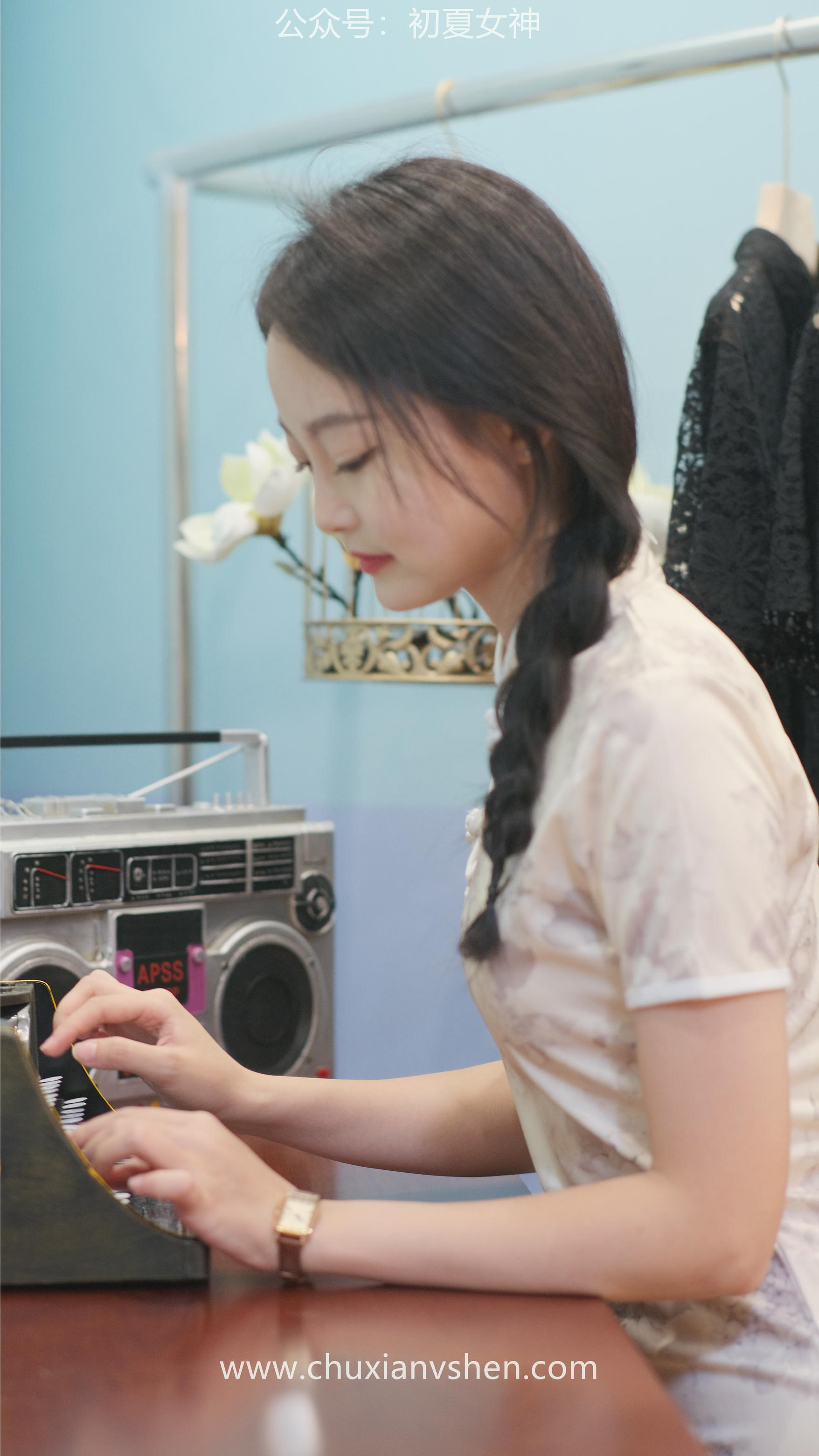 初夏女神 NO.049 双双 旗袍少女[203P+1V／6.58GB]_第3集