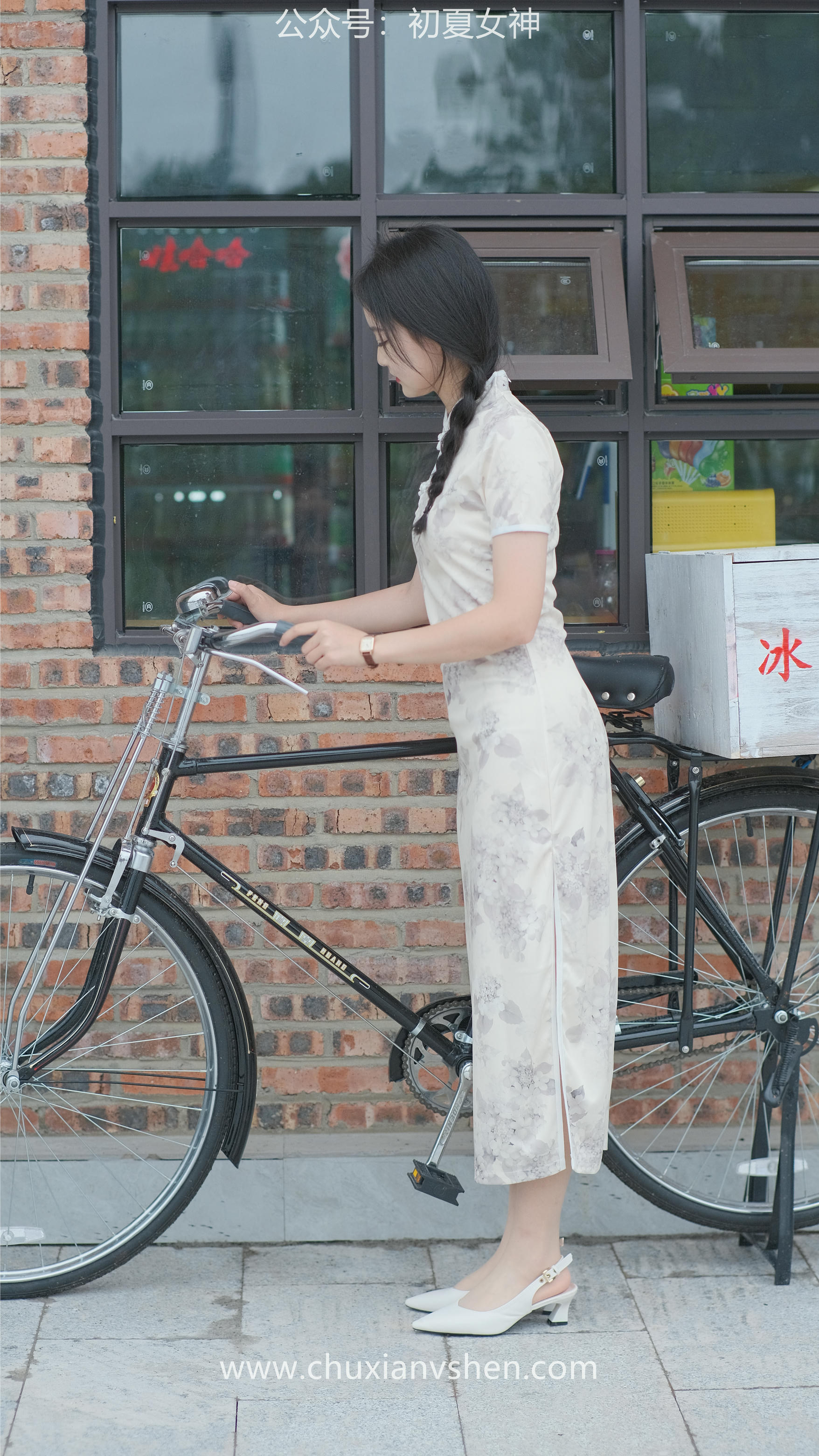 初夏女神 NO.049 双双 旗袍少女[203P+1V／6.58GB]_第3集