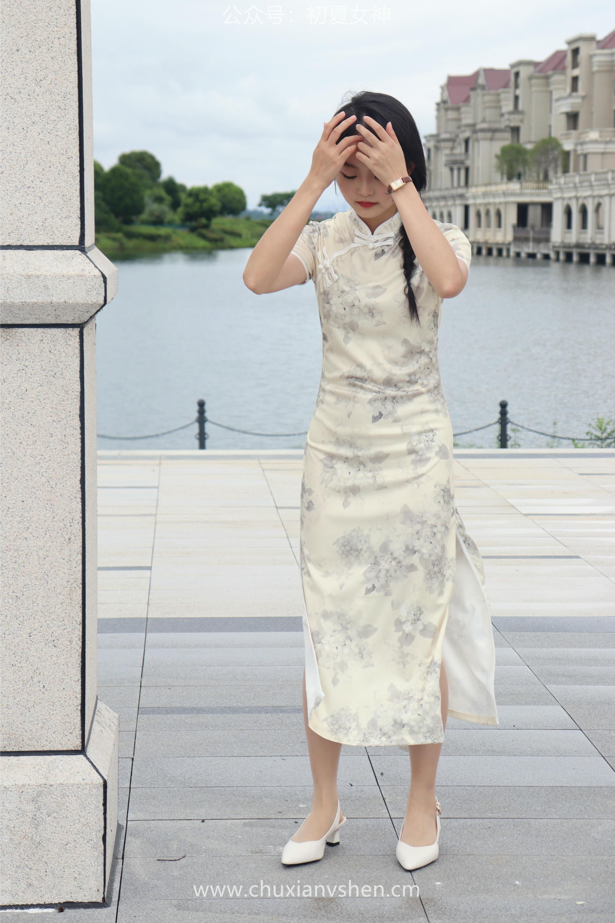 初夏女神 NO.049 双双 旗袍少女[203P+1V／6.58GB]_第5集